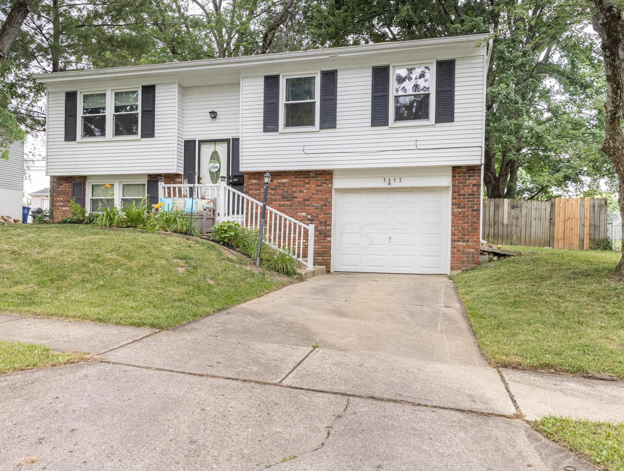 3457 Brazzaville Rd, Westerville, OH 43081-4051
