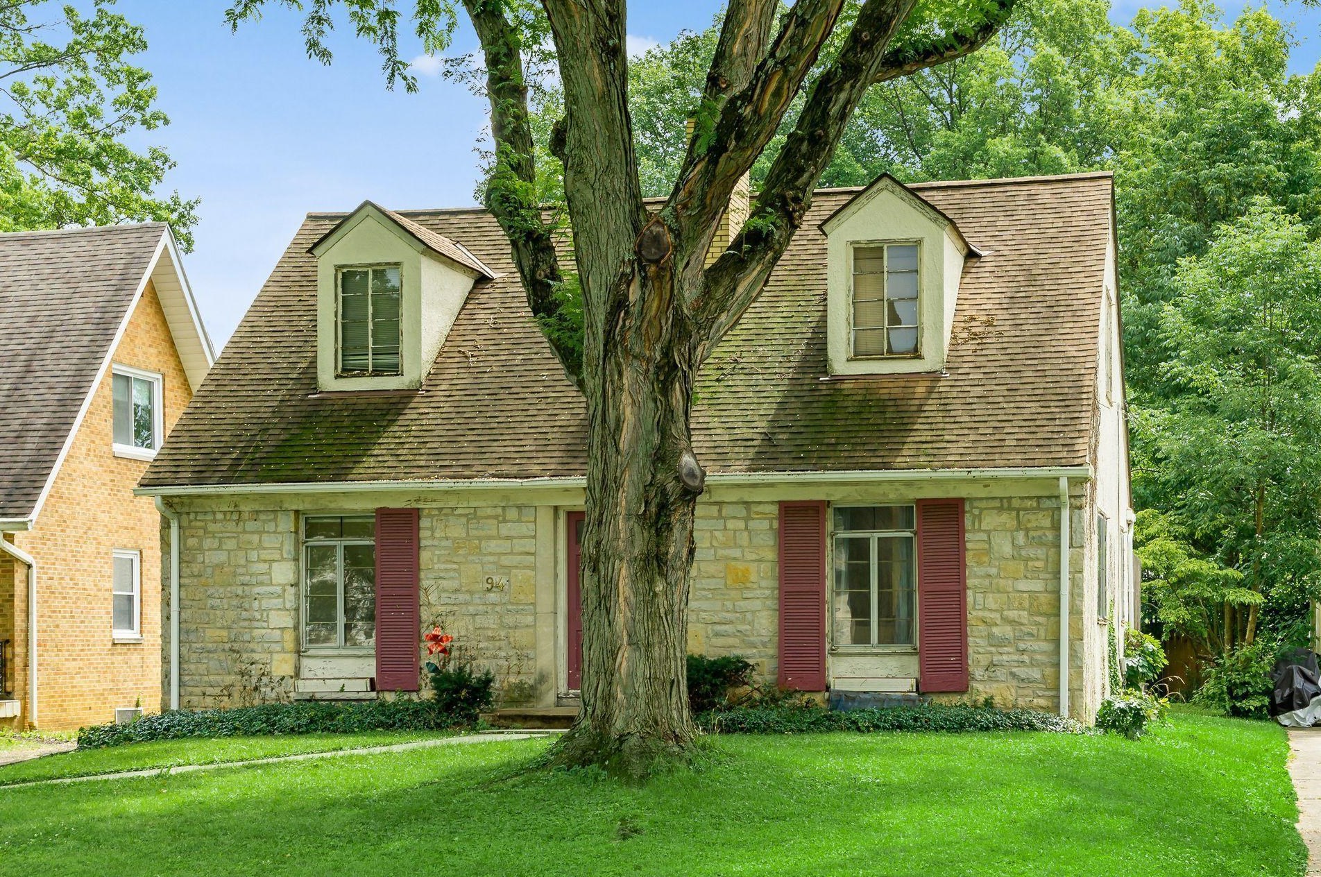 94 Broadleigh Rd, Columbus, OH 43209-1508