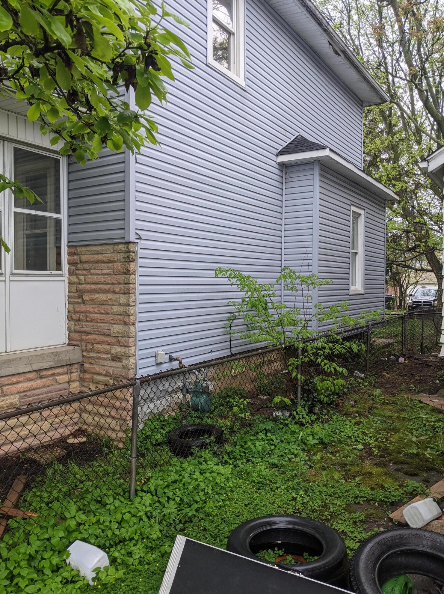 228 Richardson Ave, Columbus, OH 43204-3244
