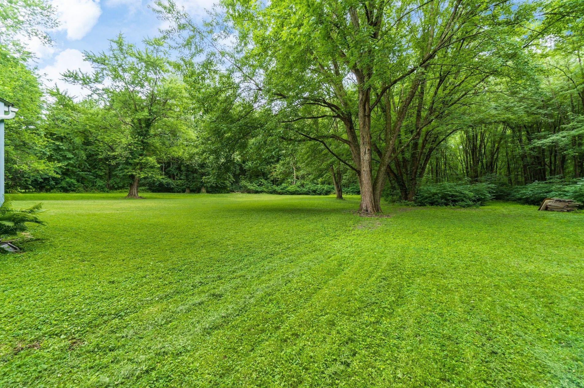 3601 Agler Rd, Columbus OH 43224-4607 exterior