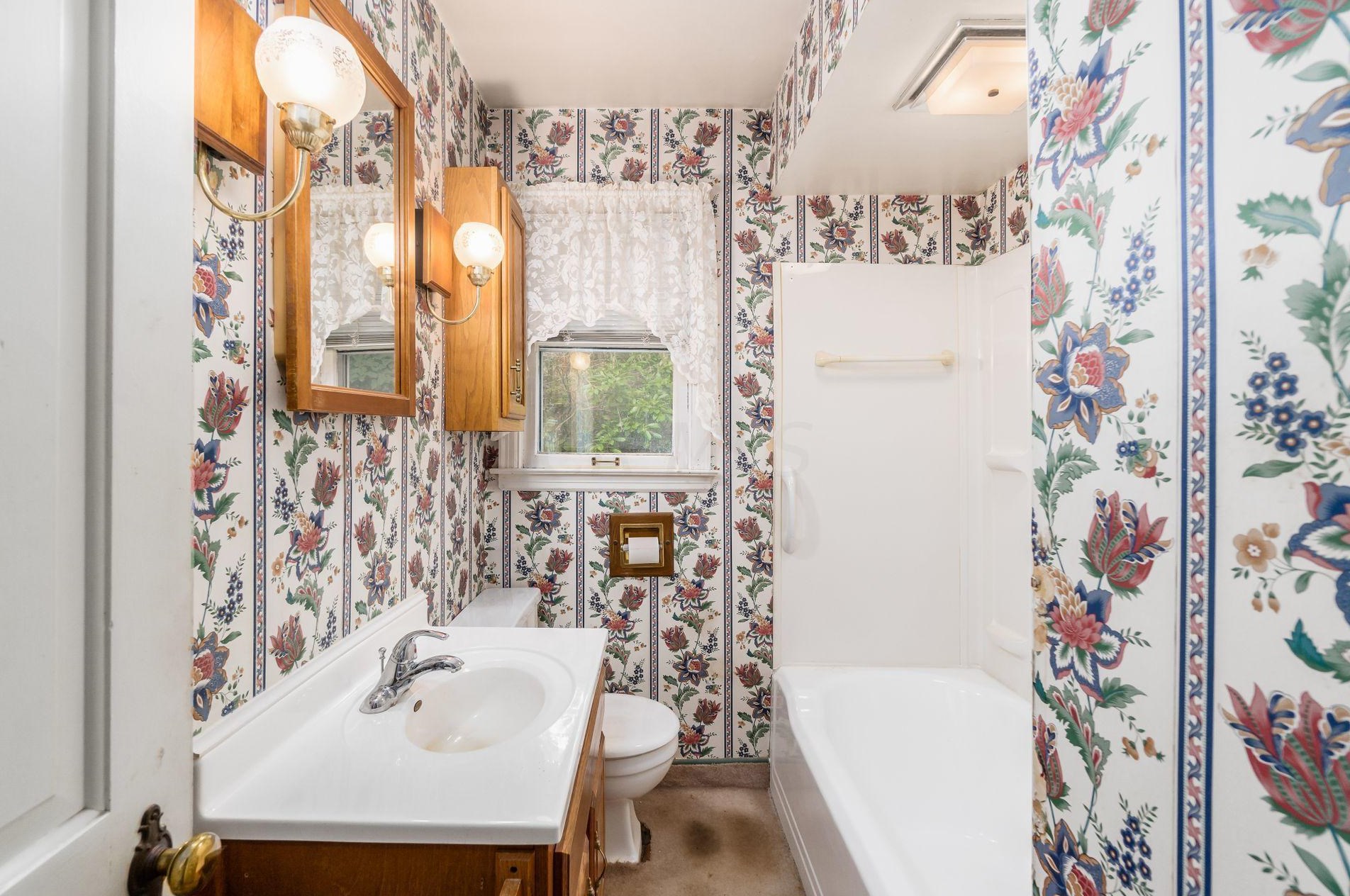 3601 Agler Rd, Columbus OH 43224-4607 exterior