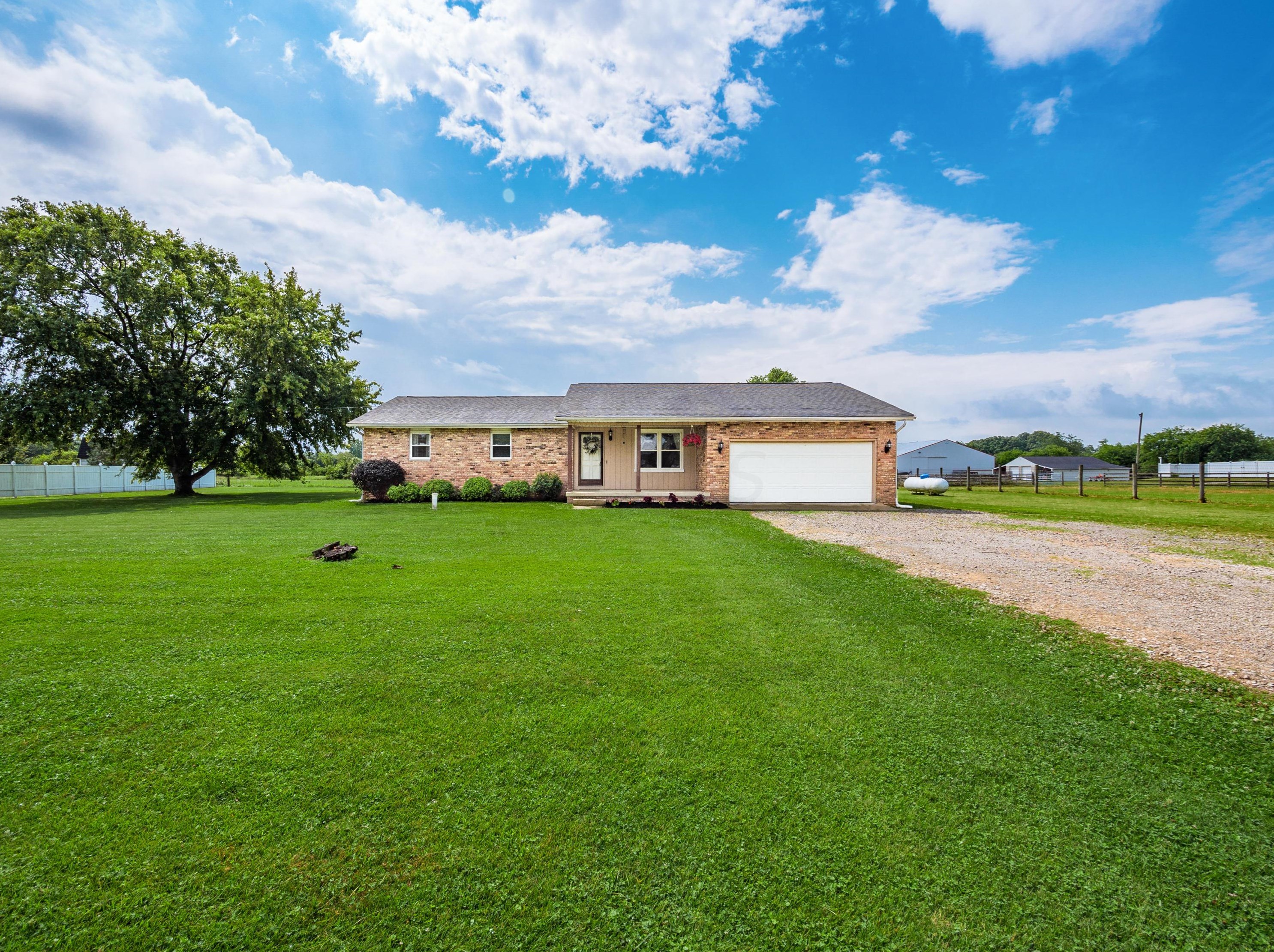 10211 Lilly Chapel Georgesville Rd, West Jefferson, OH 43162