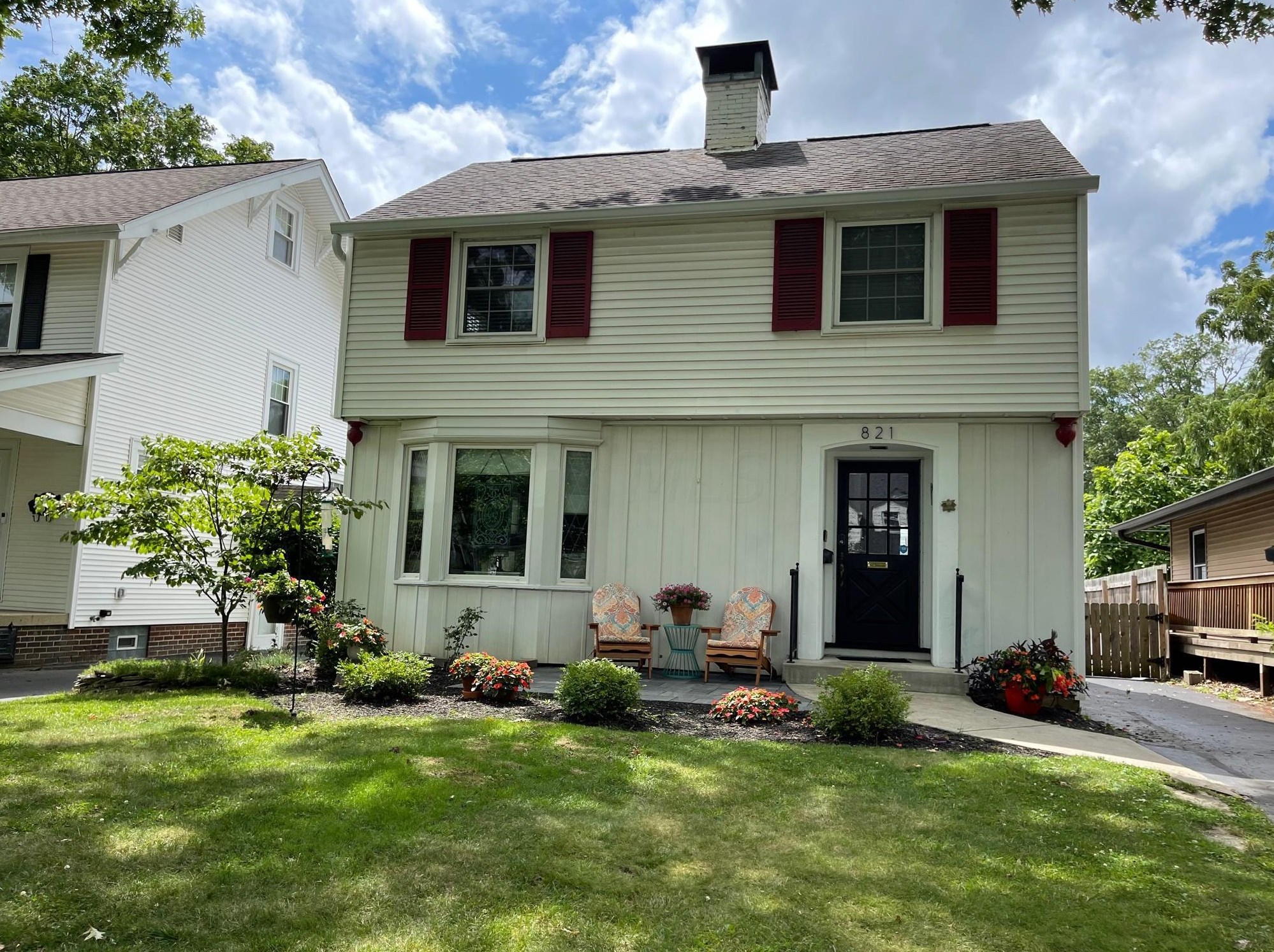 821 Montrose Ave, Columbus, OH 43209-5417