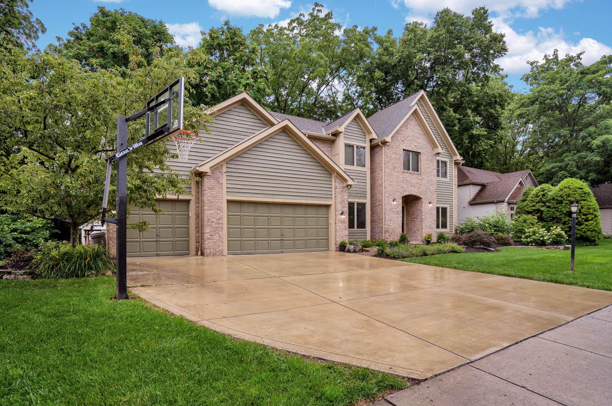 7104 Timberview Dr, Dublin, OH 43017-1019