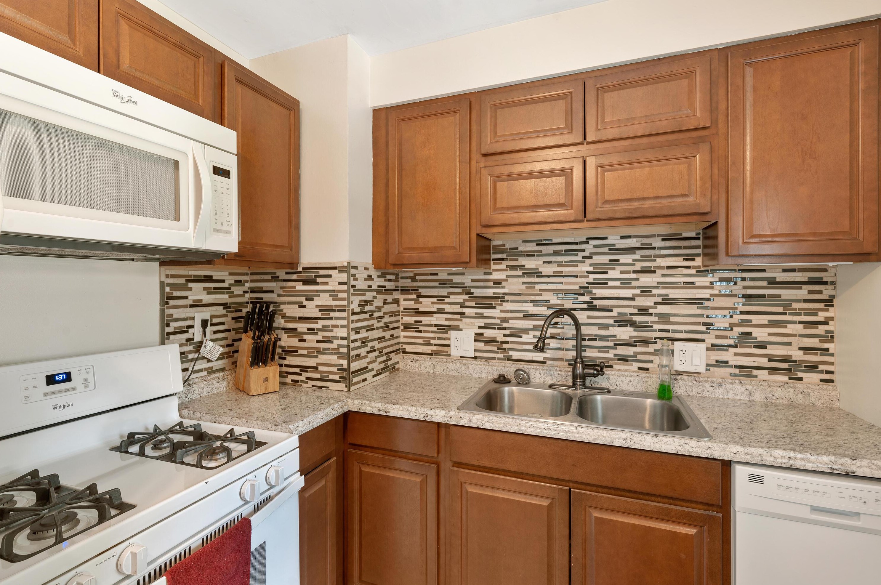 2738 Allegheny Ave, Columbus OH  43209-1012 exterior