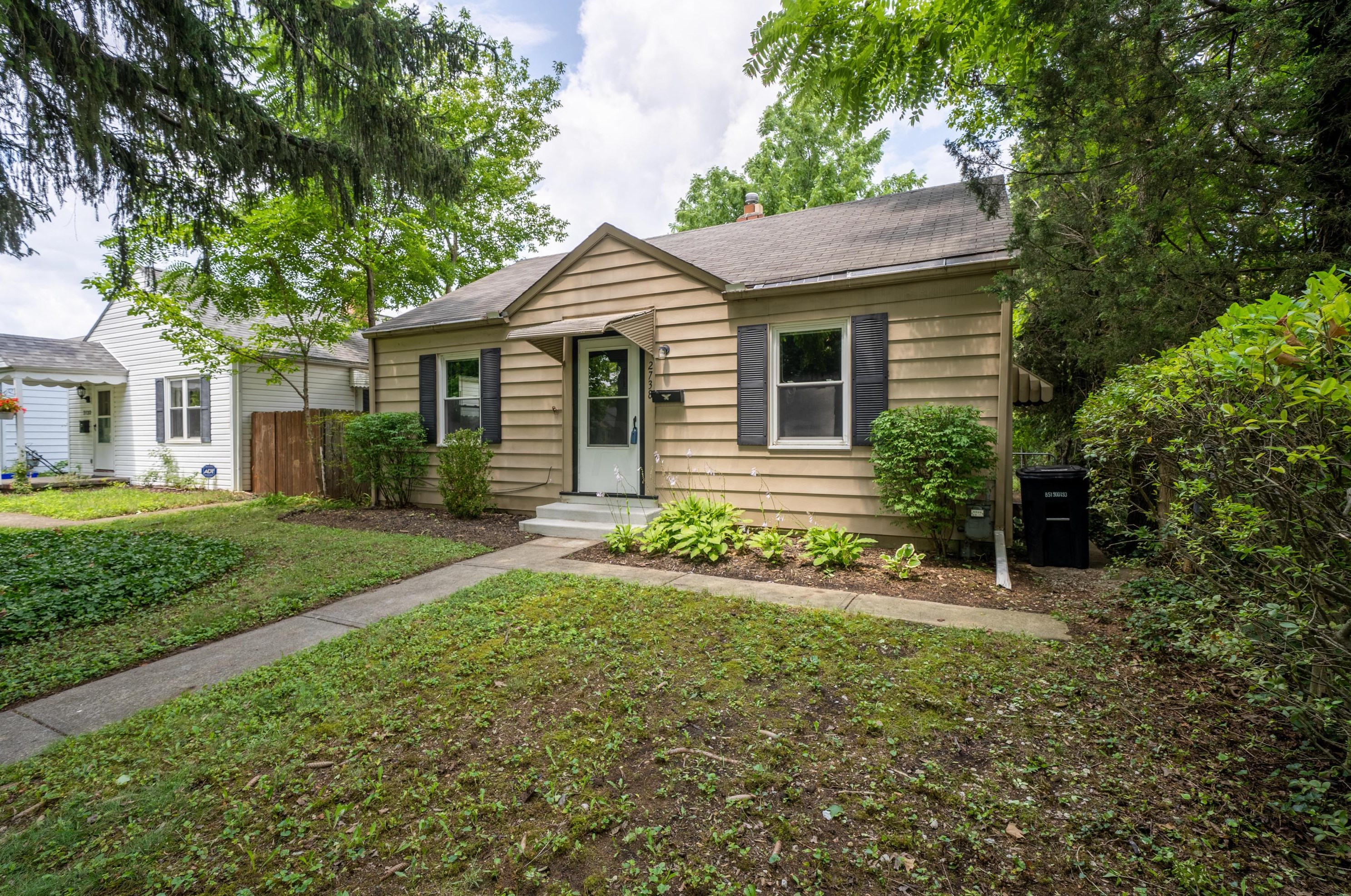 2738 Allegheny Ave, Columbus OH  43209-1012 exterior