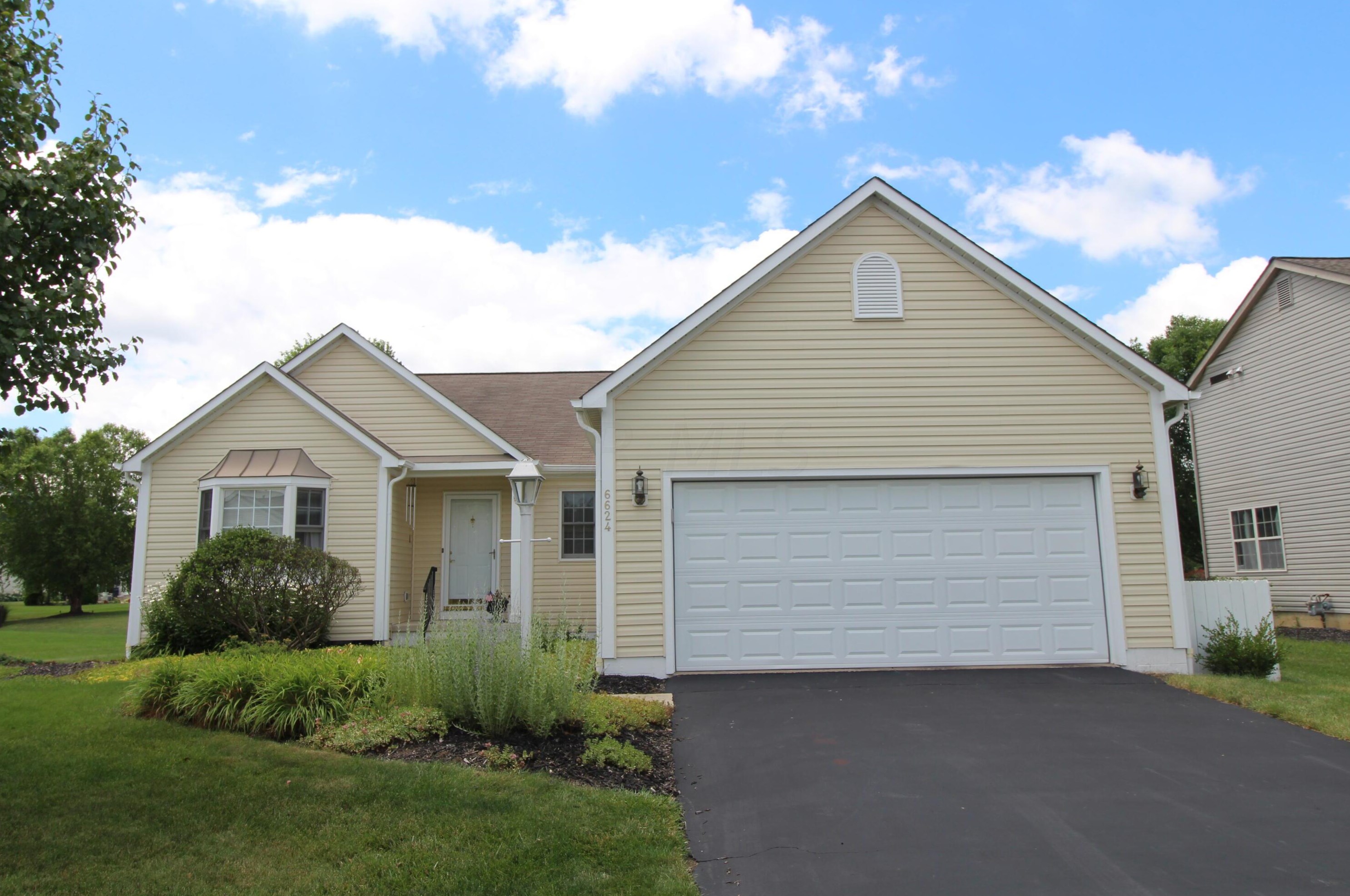 6624 Chelton Pl, Westerville, OH 43082-9532