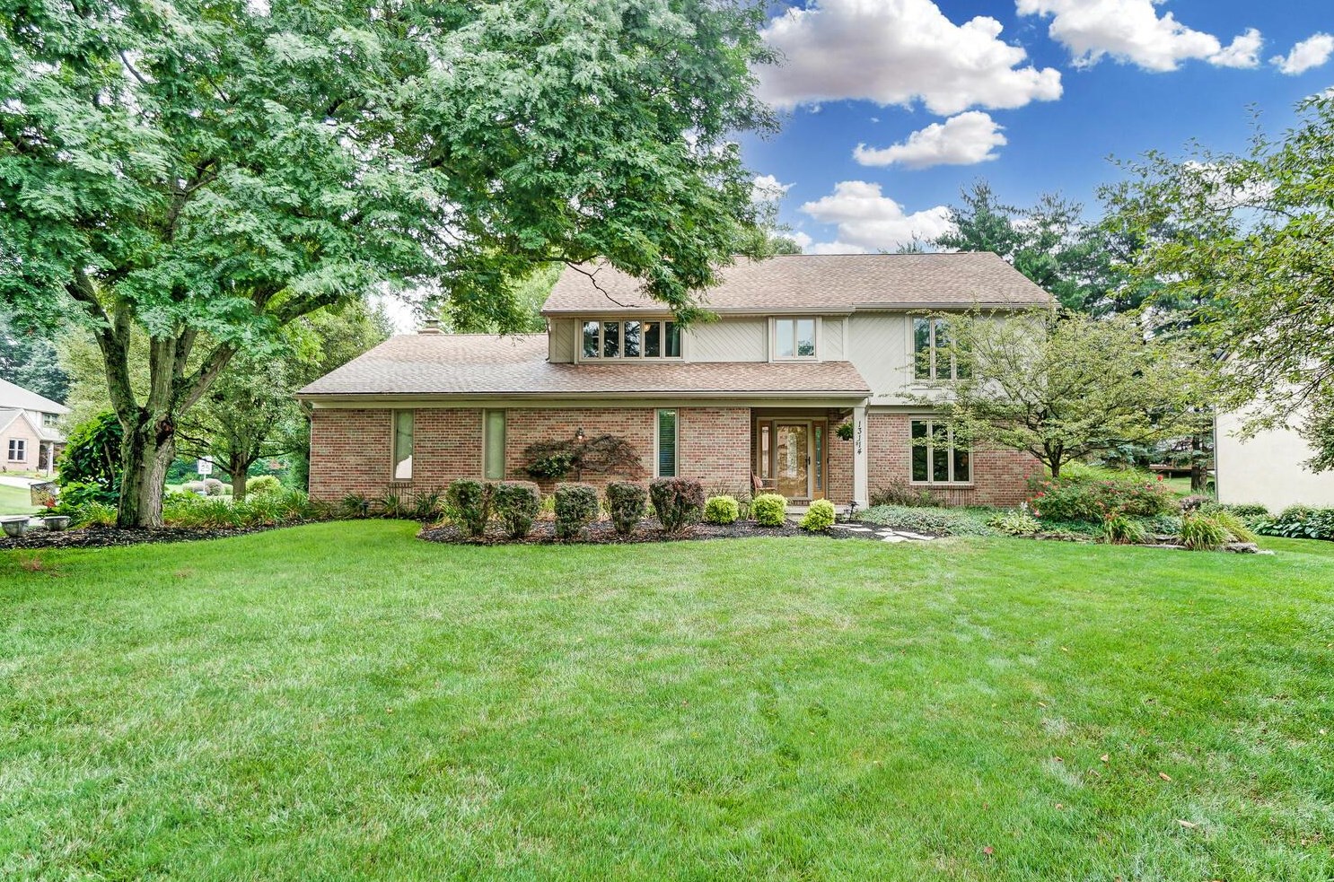 13114 Oakmere Dr, Pickerington, OH 43147-9005