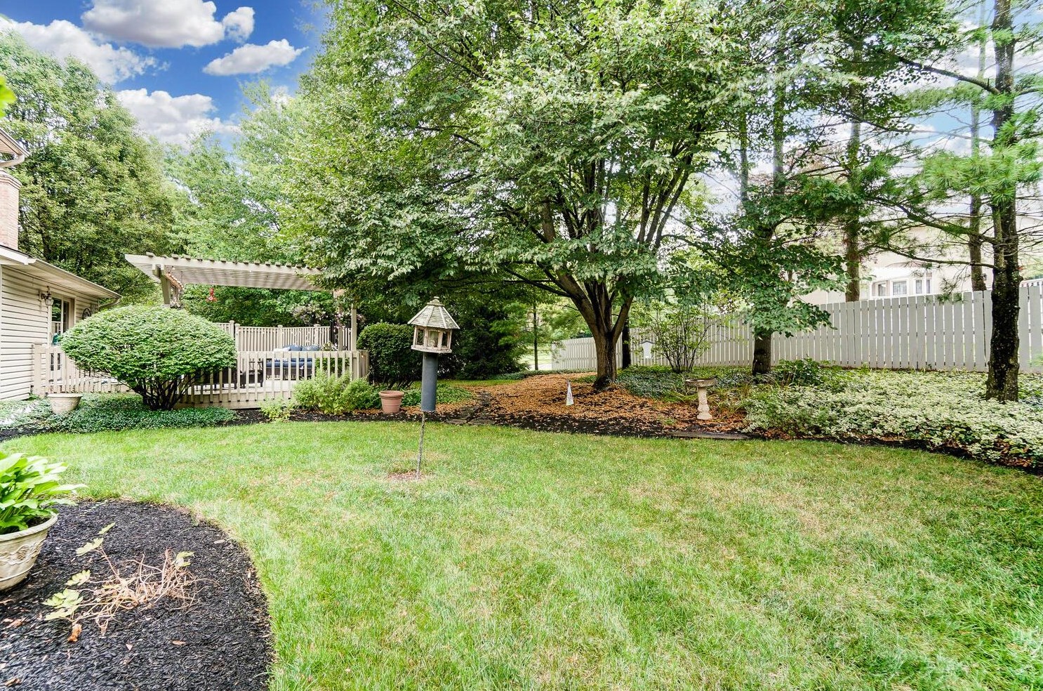 13114 Oakmere Dr, Pickerington OH  43147-9005 exterior