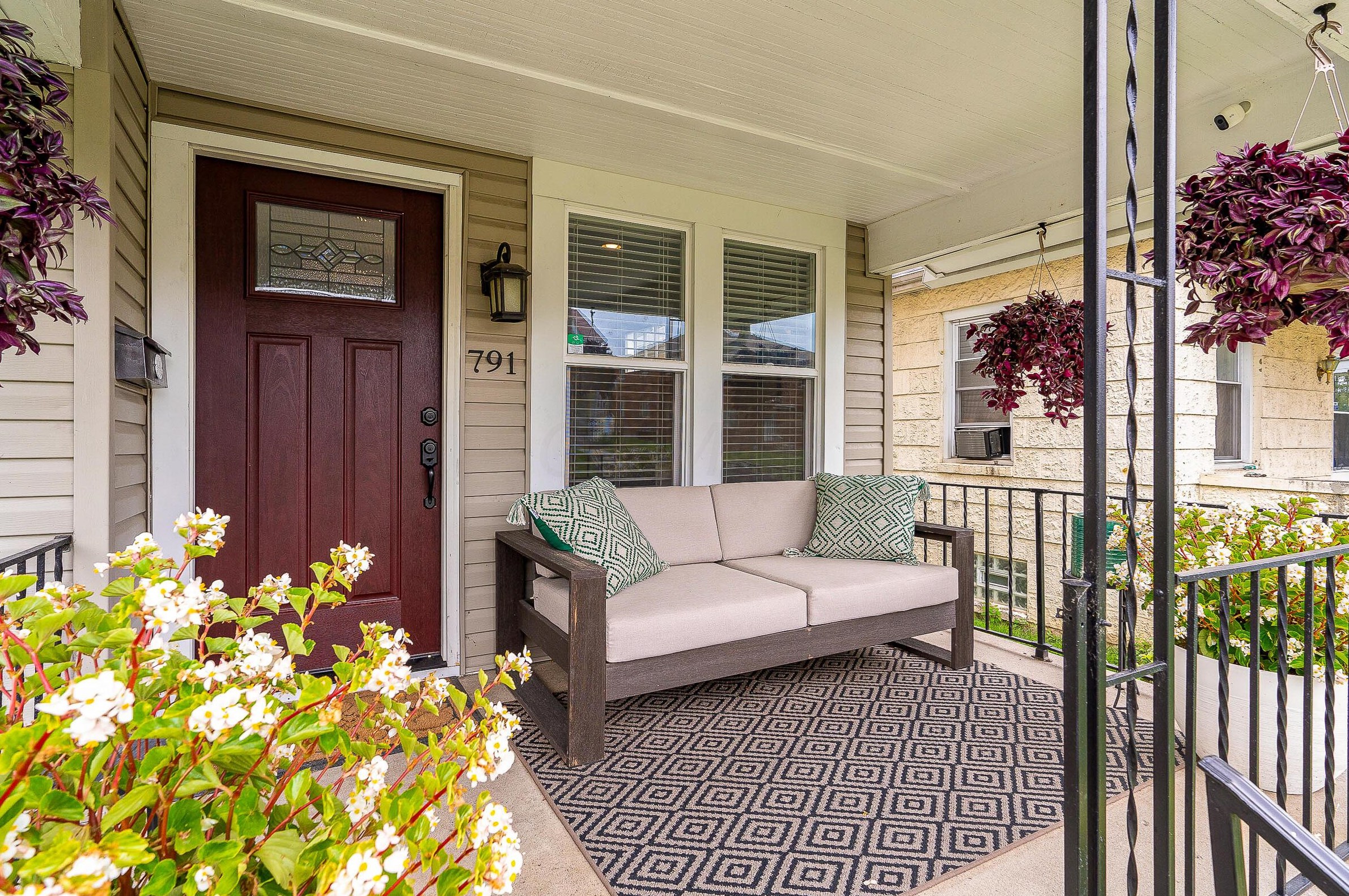 791 Thurman Ave, Columbus, OH 43206-3019