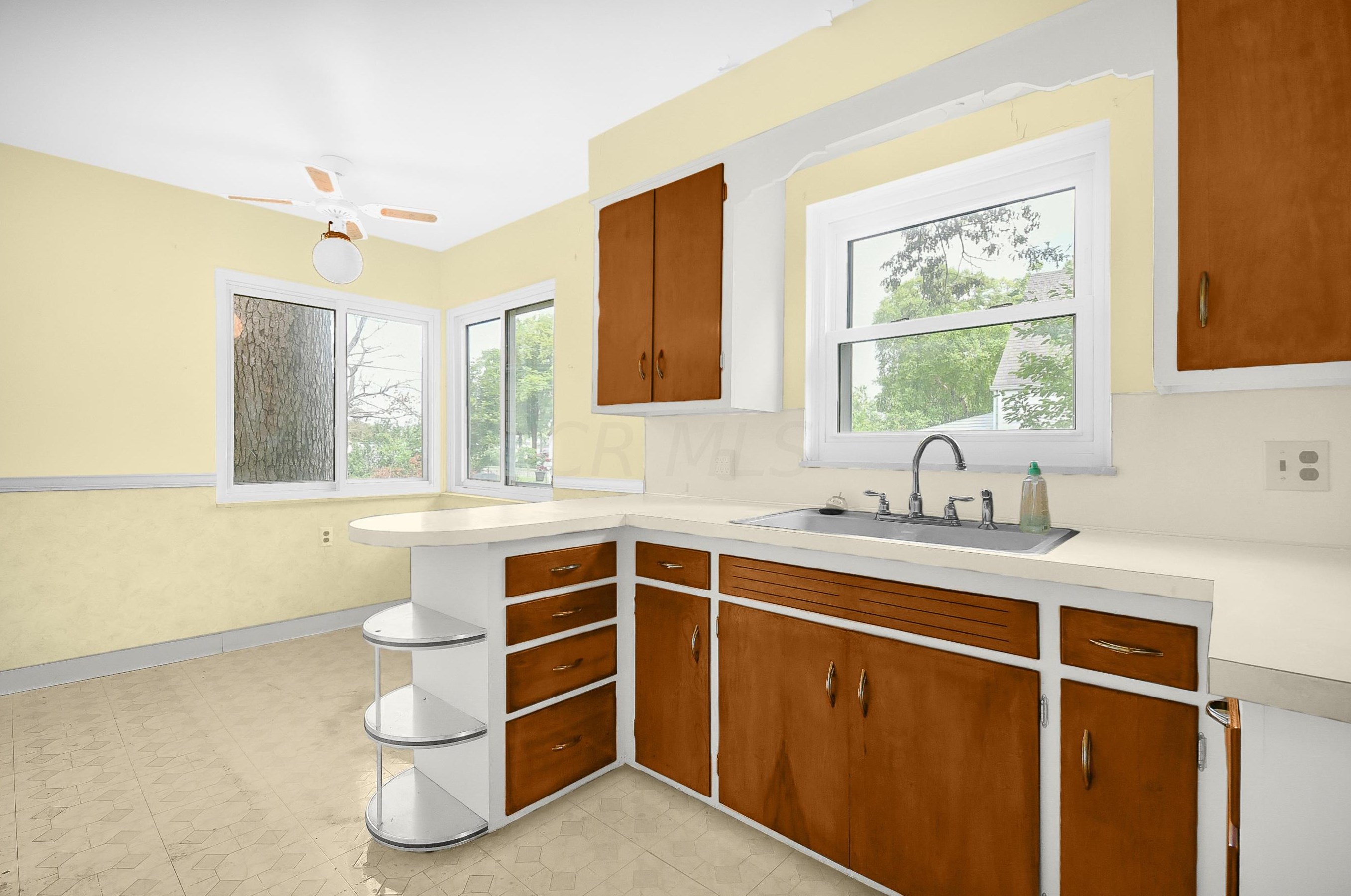 763 Binns Blvd, Columbus OH 43204-2346 exterior