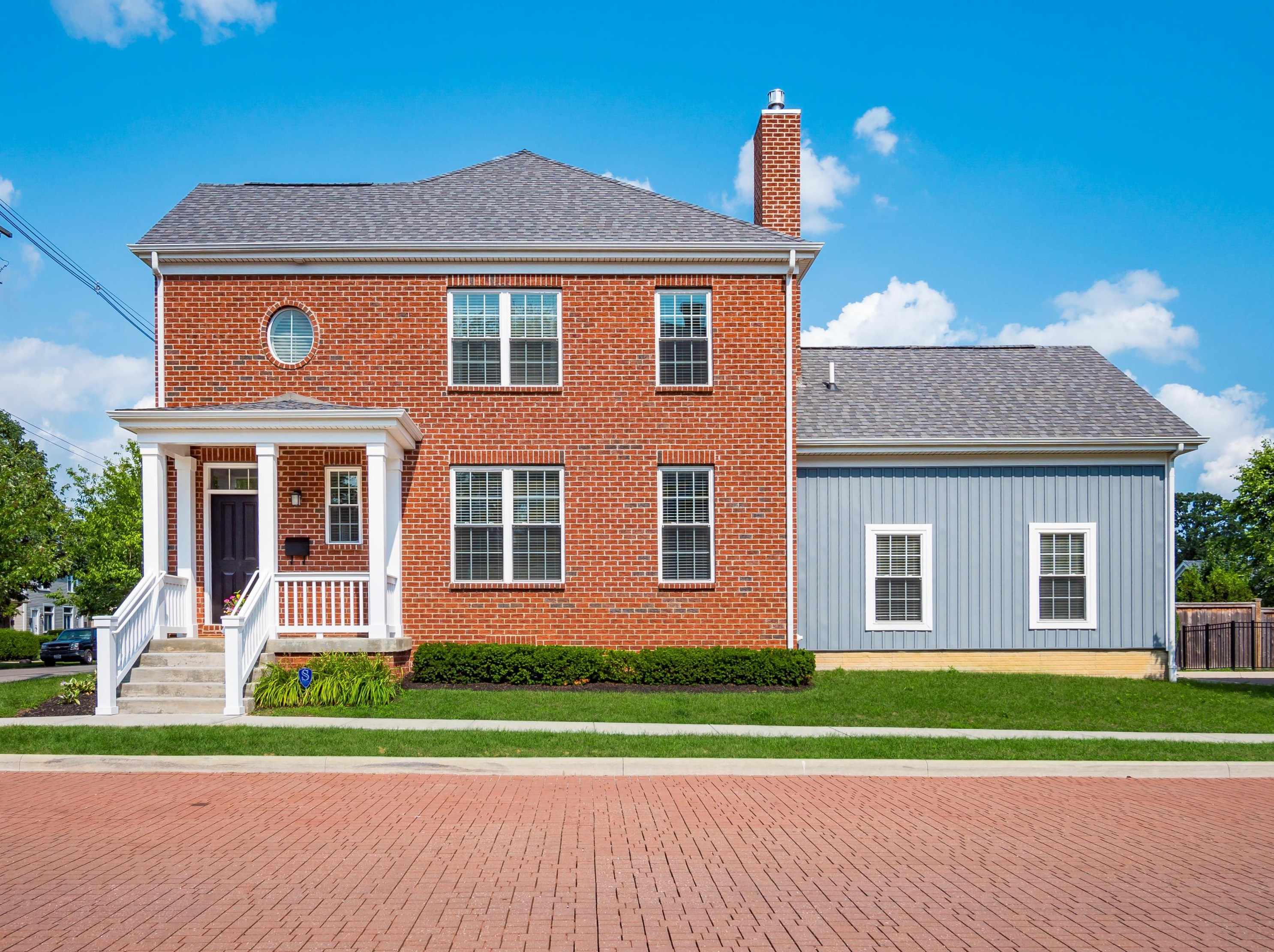 381 Deshler Ave, Columbus OH  43206-2714 exterior