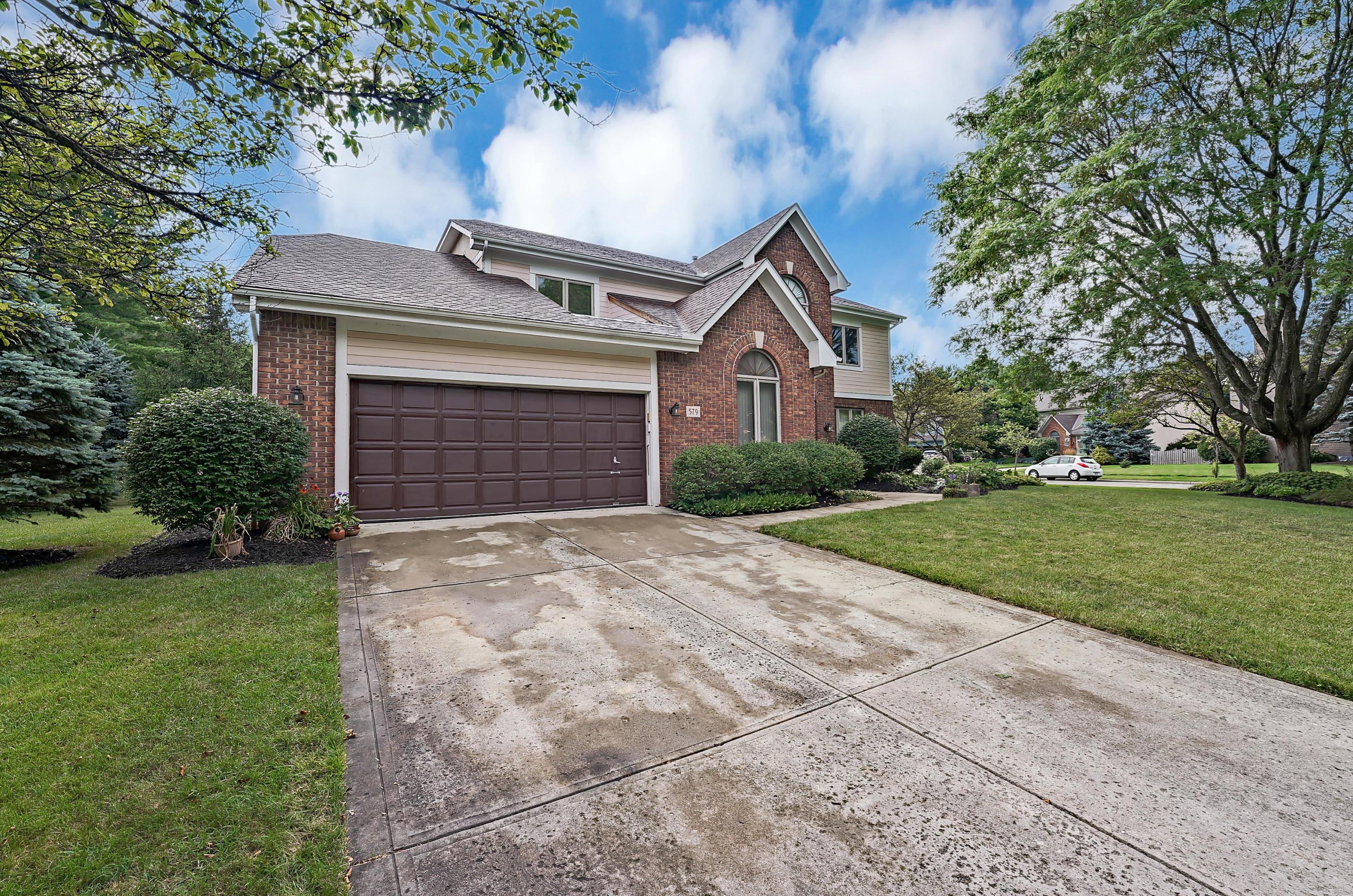 579 Olde Mill Dr, Westerville, OH 43082-1057