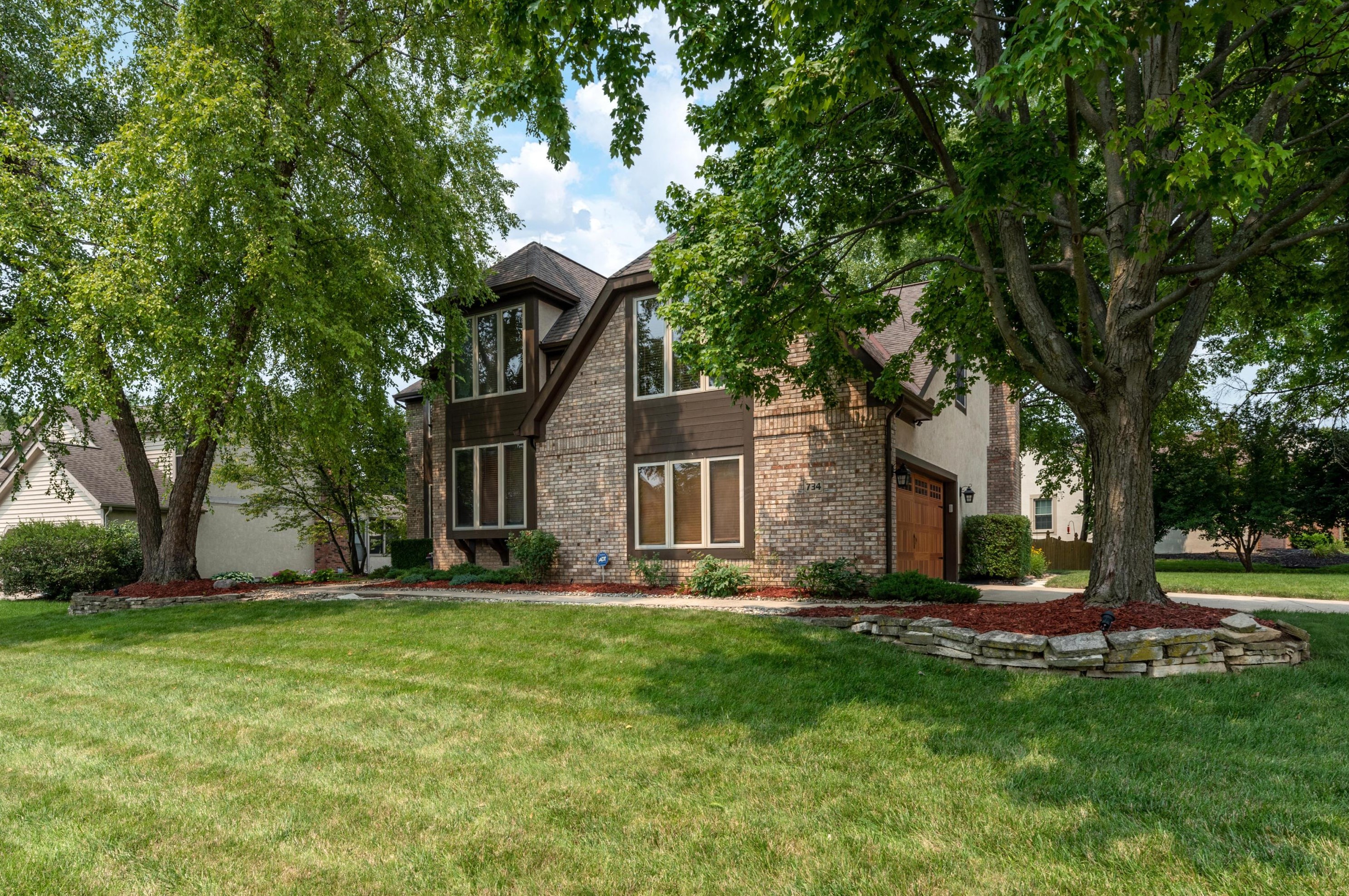 734 Whithorn Ct, Westerville, OH 43081-3771