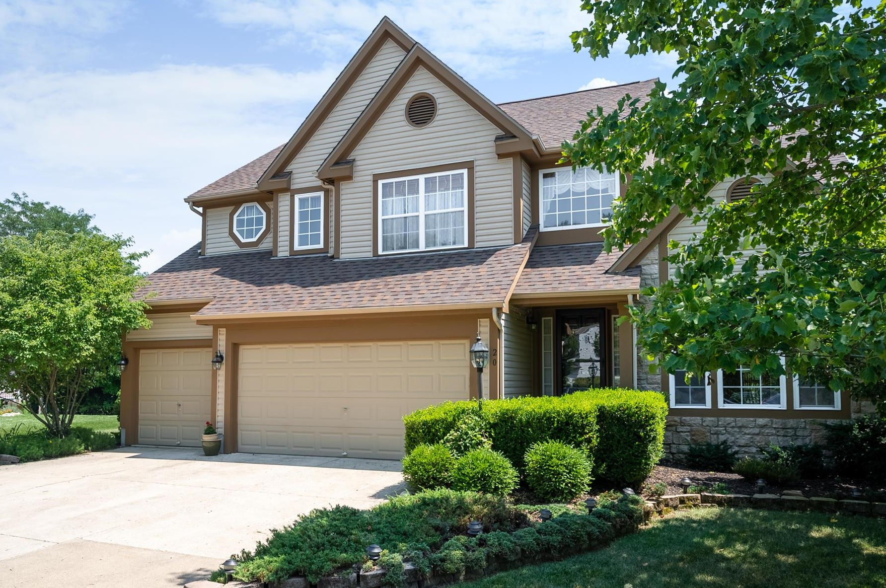20 Madison Ct, Delaware, OH 43015-1395