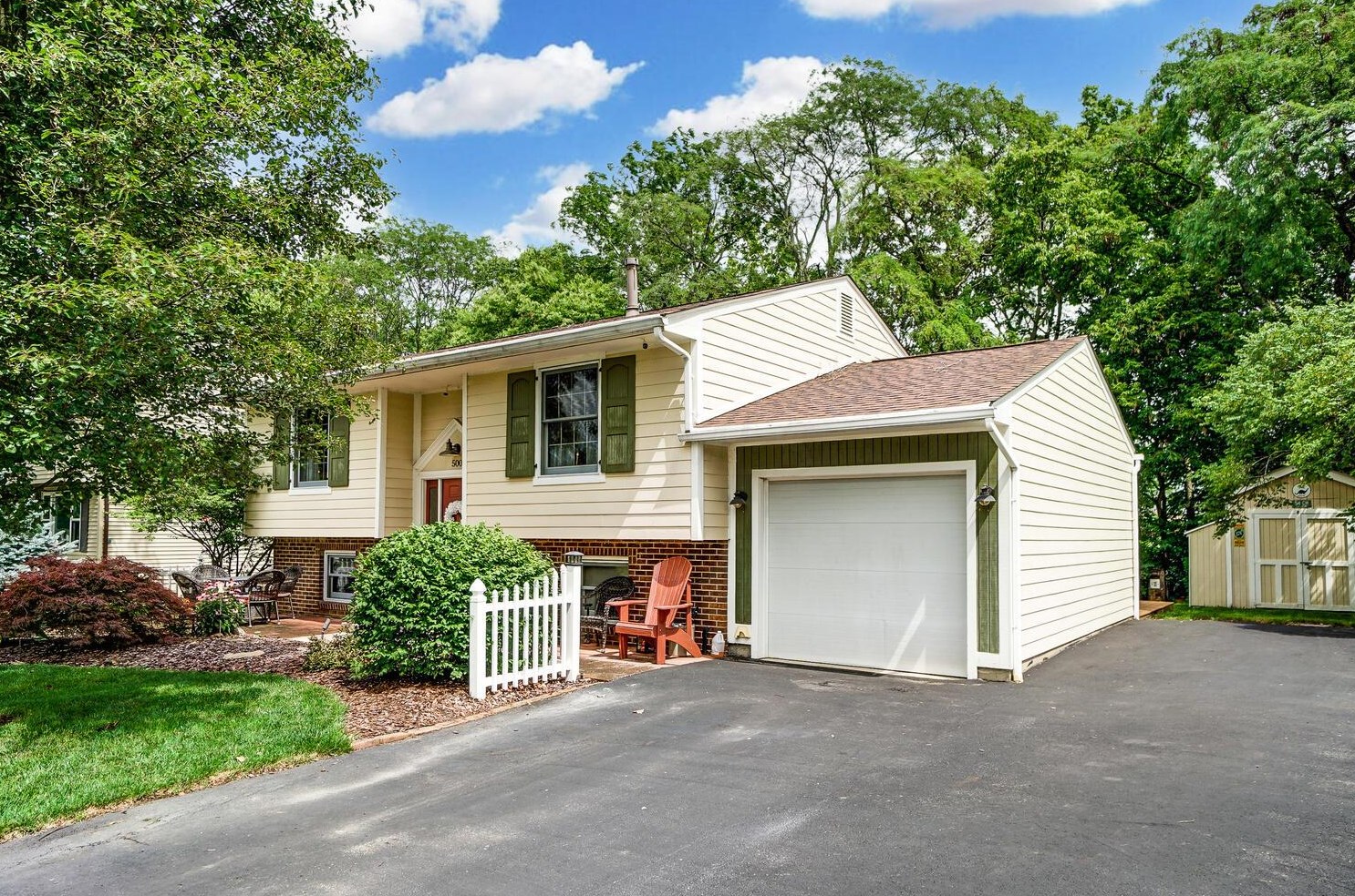 500 Annette Ct, West Jefferson, OH 43162