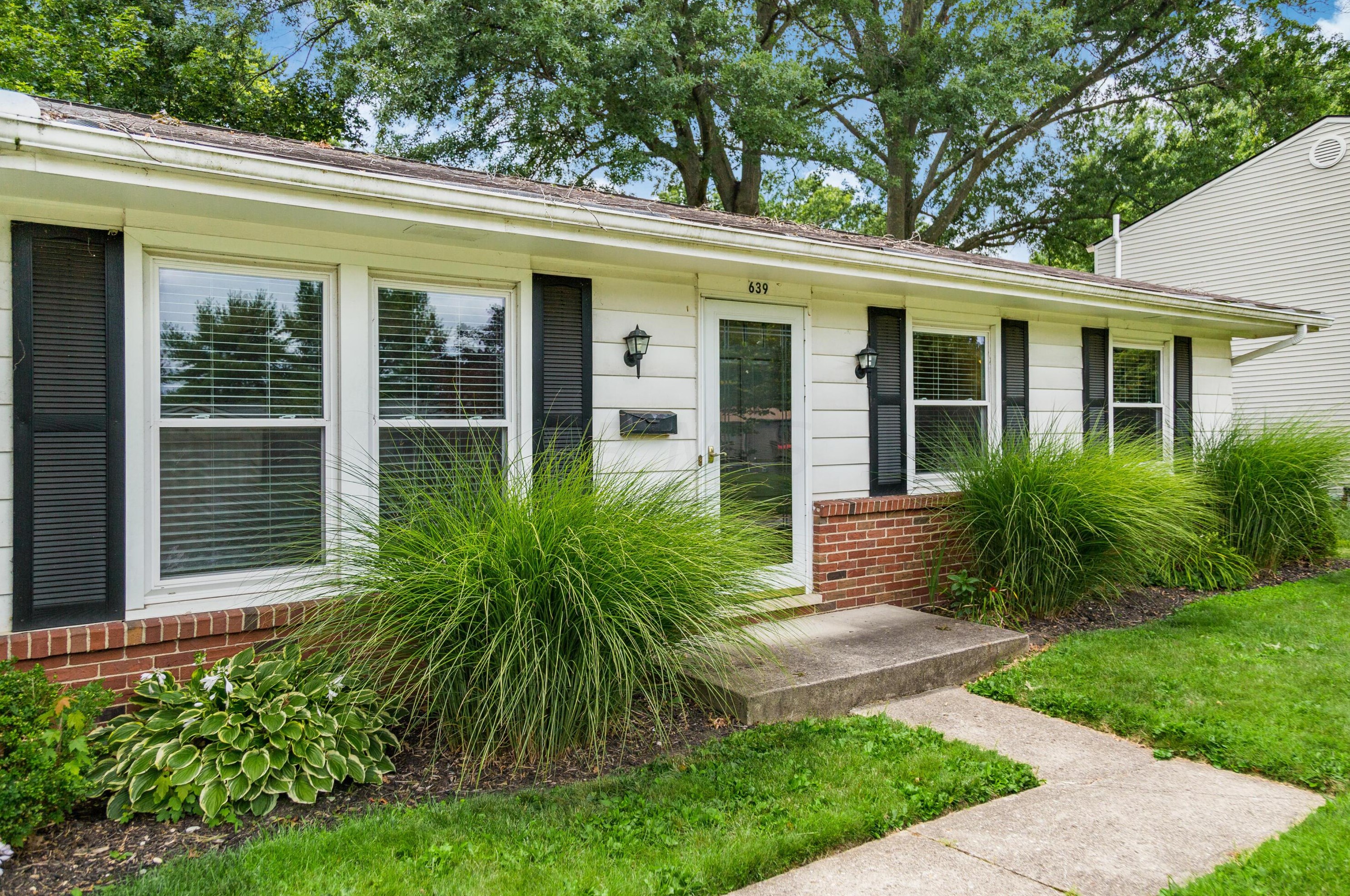 639 Ivydale Dr, Westerville, OH 43081-3416