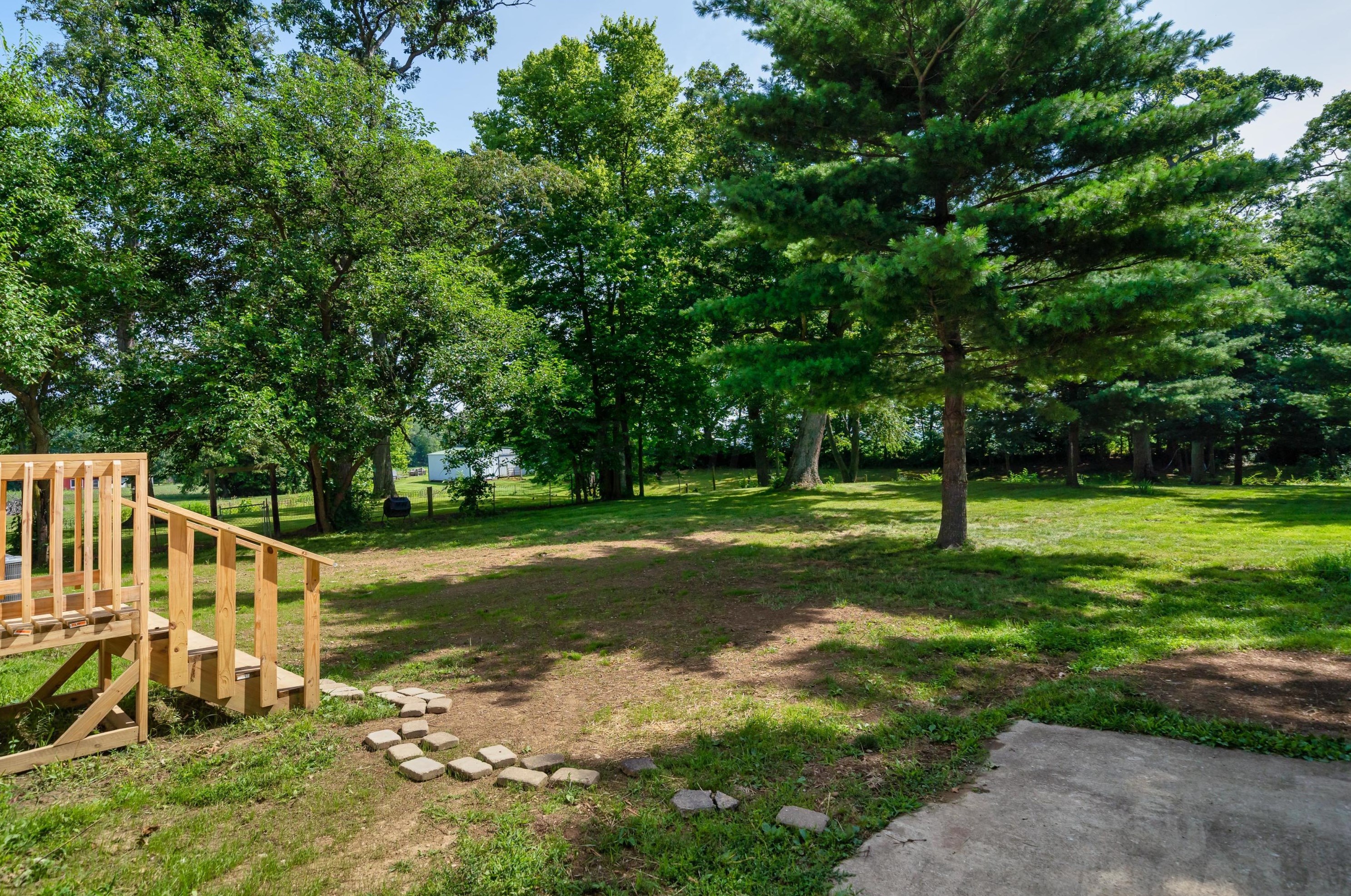 24270 Sisk Rd, Circleville OH  43113-9687 exterior
