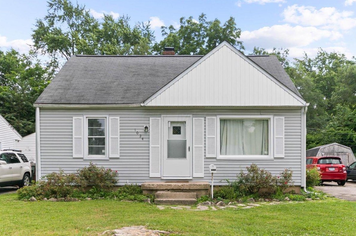 1024 Ashburton Rd, Columbus, OH 43227-1031