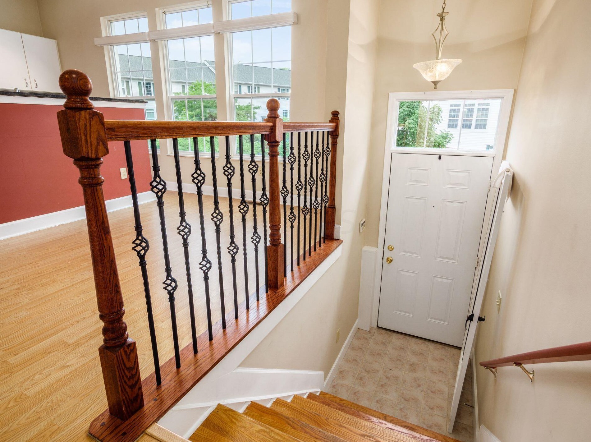 98 Olentangy Pt, Columbus, OH 43202-1905