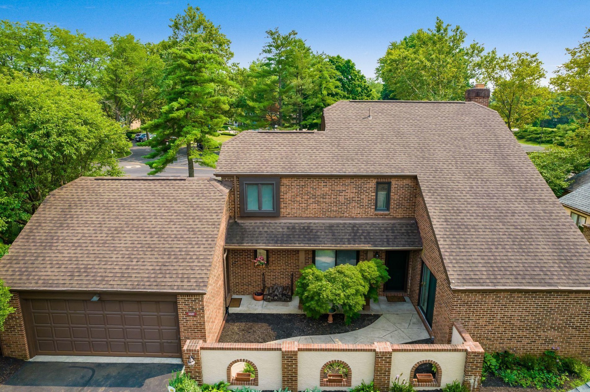 5683 Notre Dame Pl, Columbus, OH 43213-1465