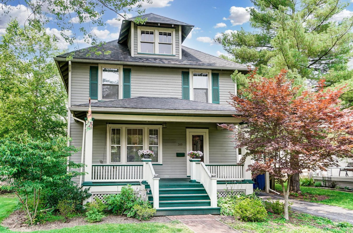 389 Sandusky St, Delaware, OH 43015-1215