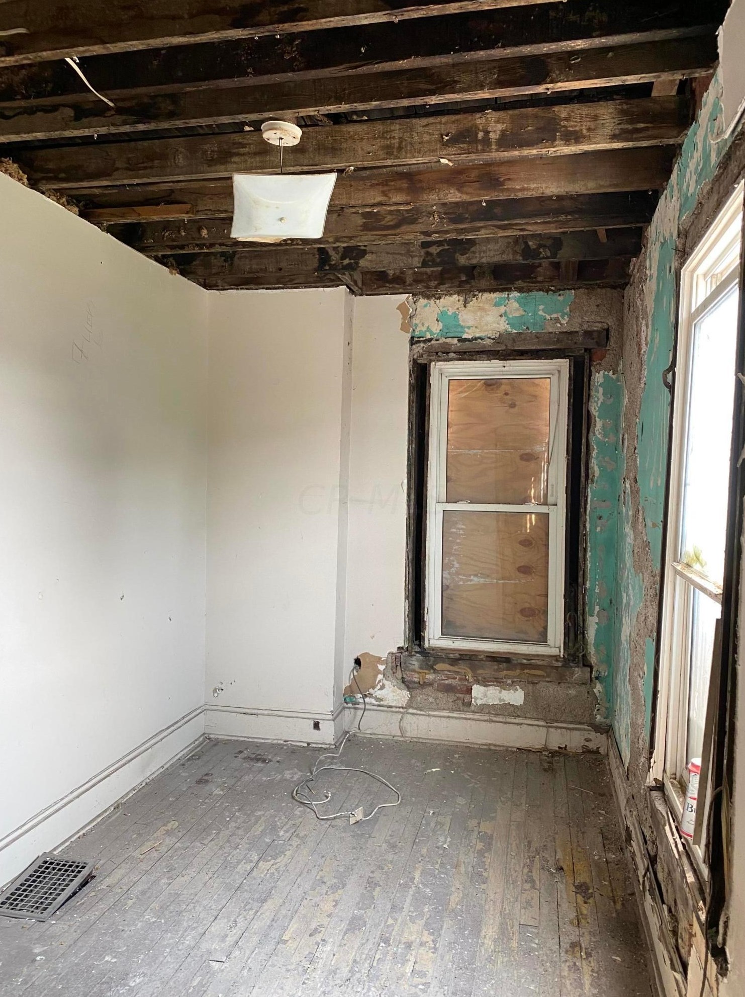 1040 Ohio Ave, Columbus OH  43206-1574 exterior