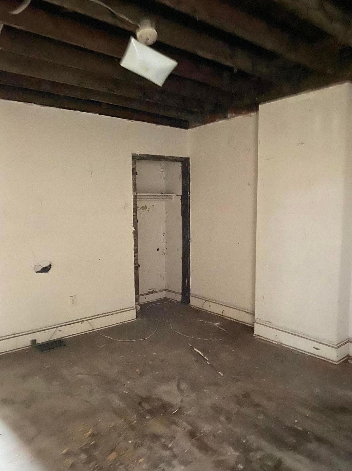 1040 Ohio Ave, Columbus OH  43206-1574 exterior