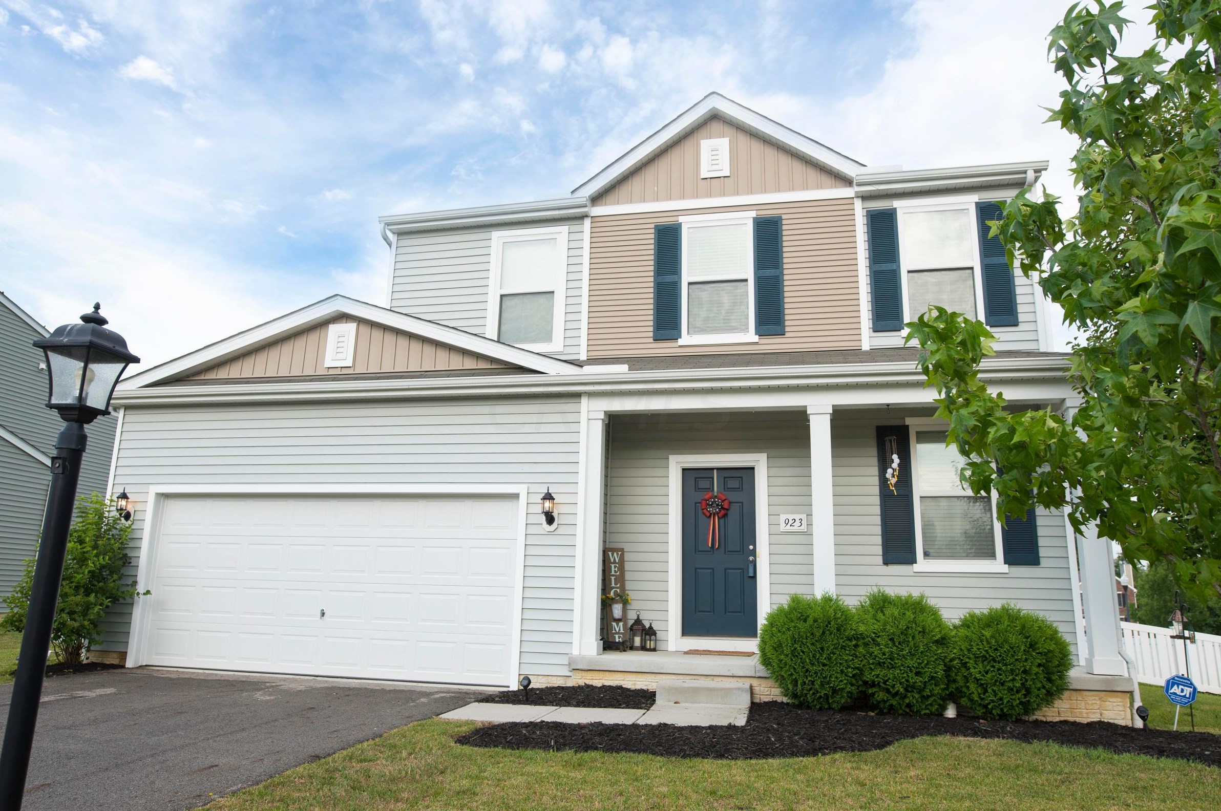 923 Poppleton S Pl, Pataskala, OH 43062