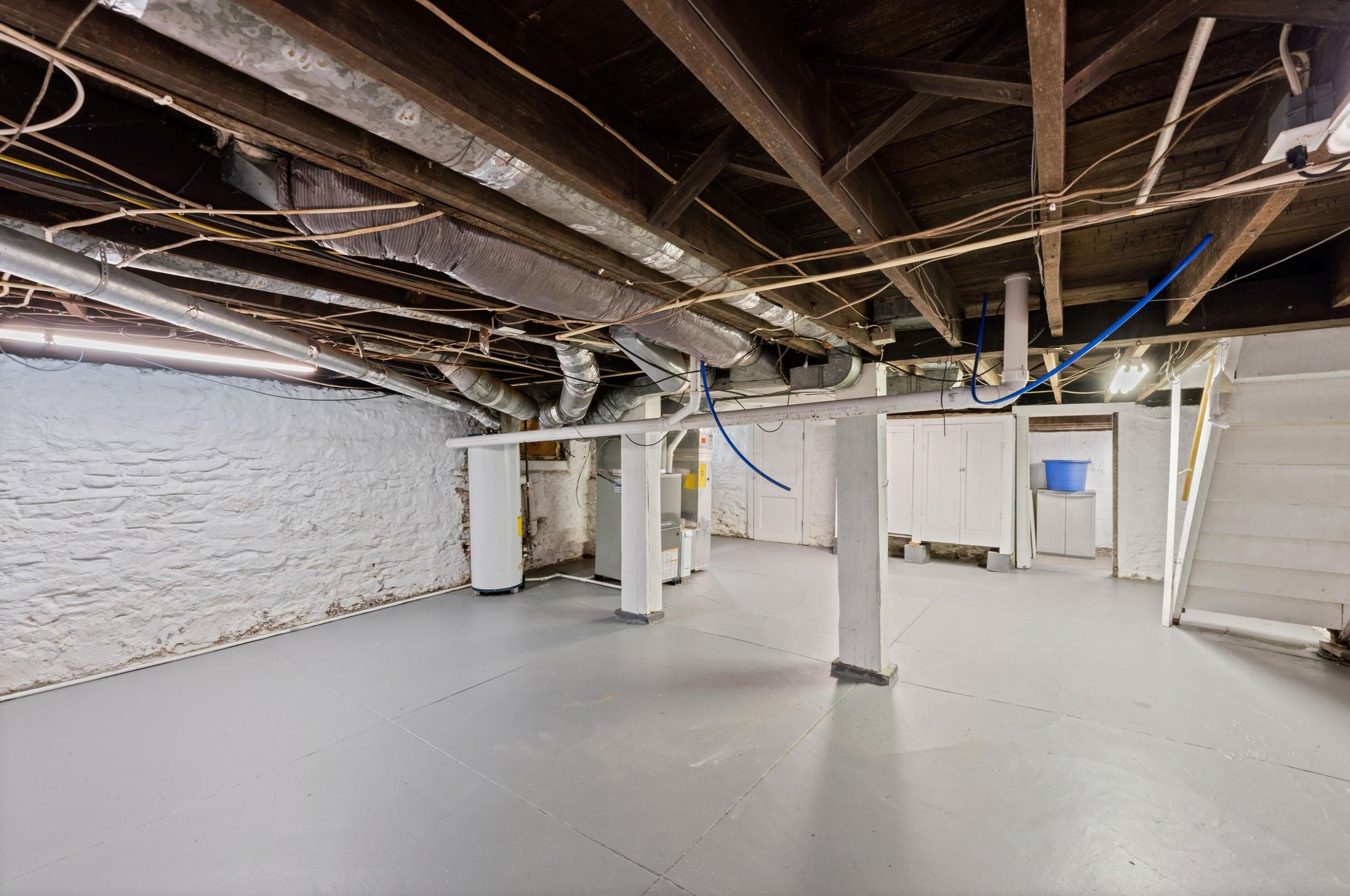 1154 Whittier St, Columbus OH  43206-3269 exterior