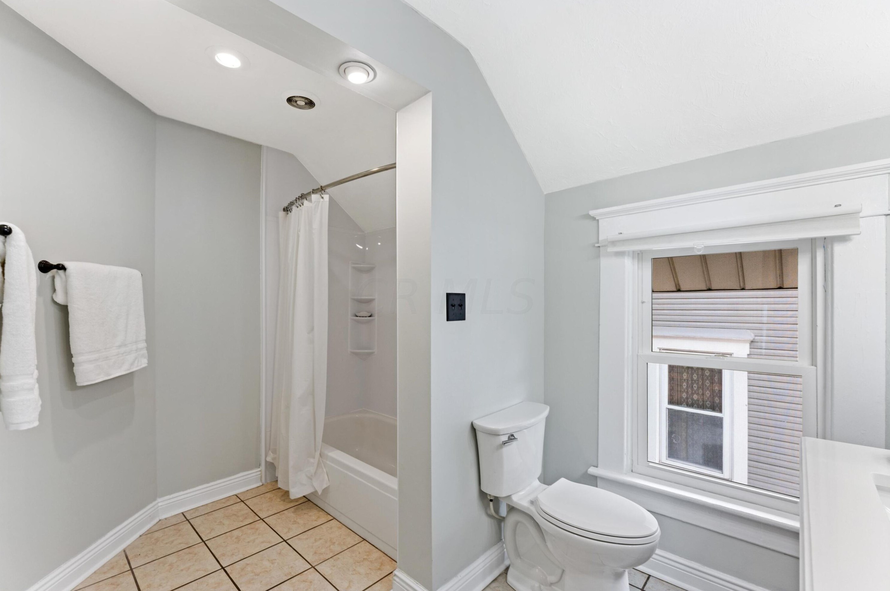 1154 Whittier St, Columbus OH  43206-3269 exterior