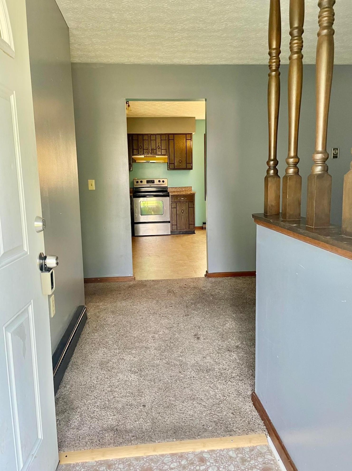 280 East St, Ashville, OH 43103-1449