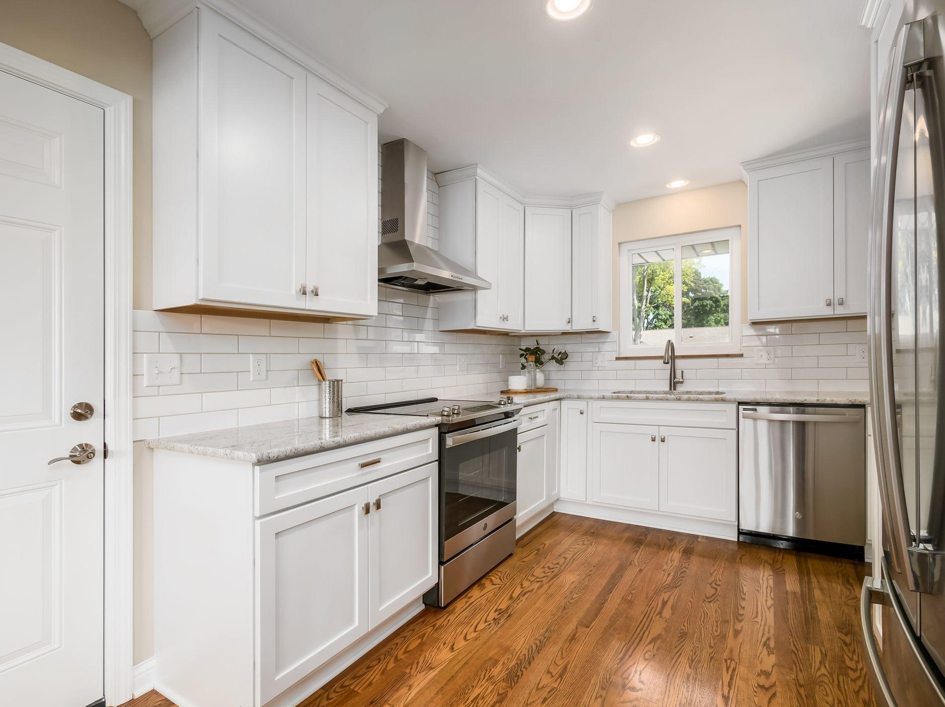 1767 Riverhill Rd, Columbus OH  43221-1334 exterior