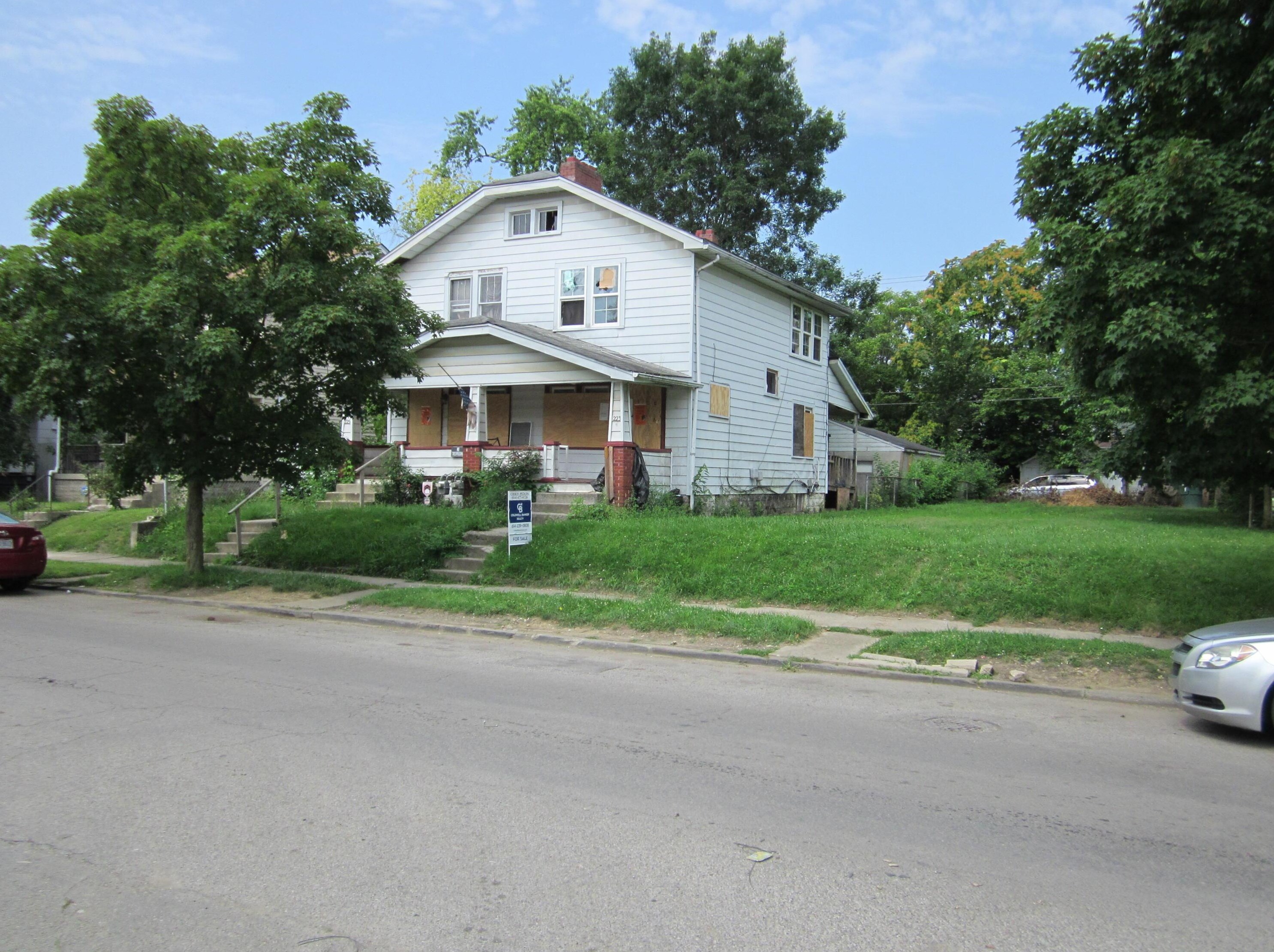 223 Wayne Ave, Columbus, OH 43204-3235