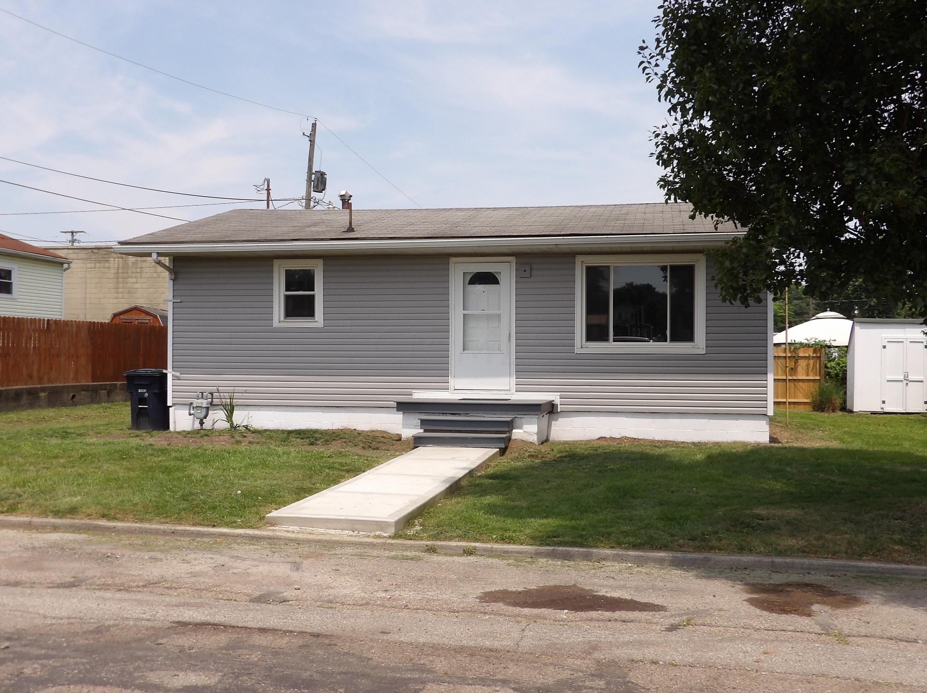 545 5th Ave, Lancaster, OH 43130-3106