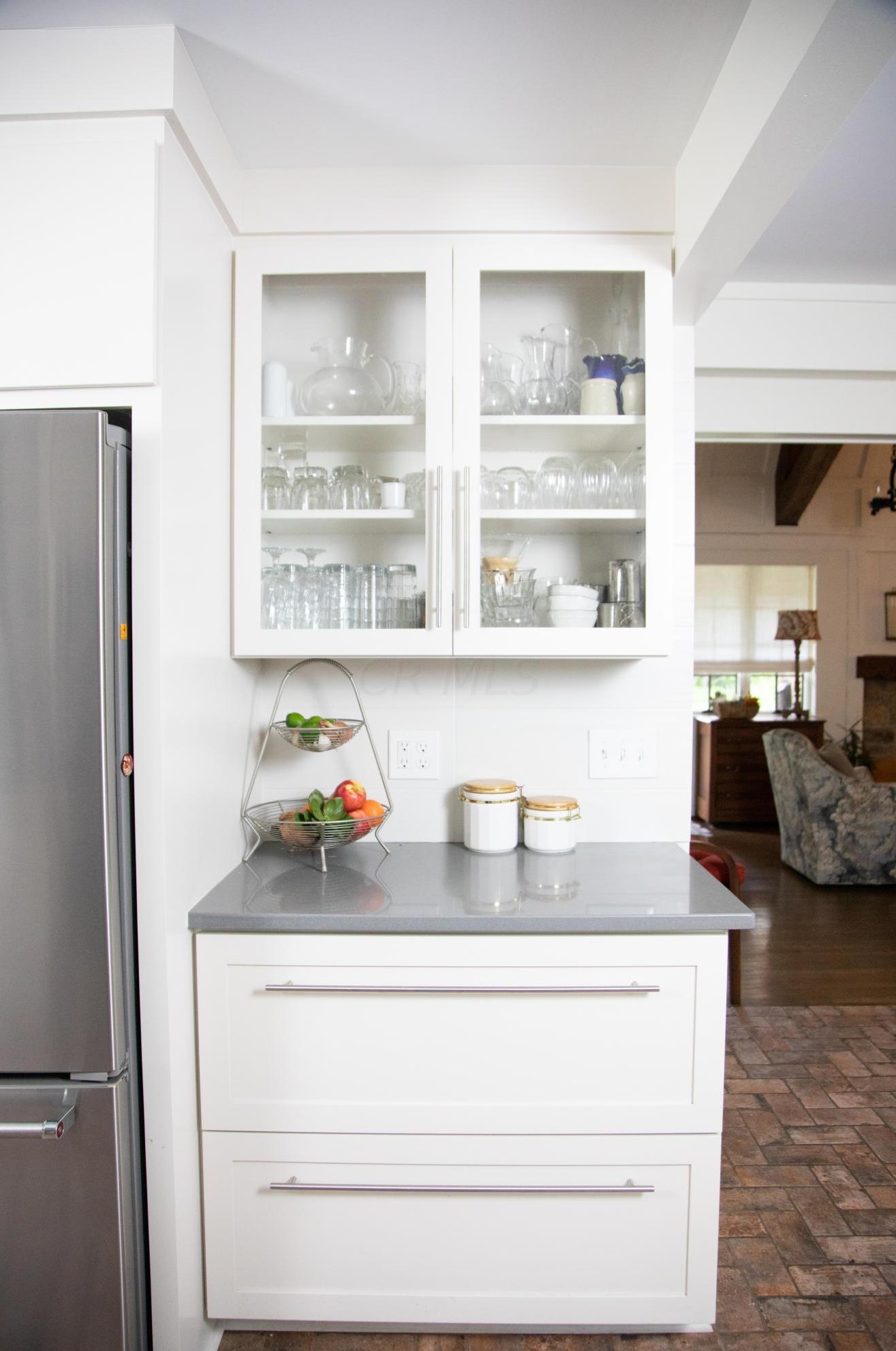 108 Jeffrey Pl, Columbus OH 43214-1706 exterior