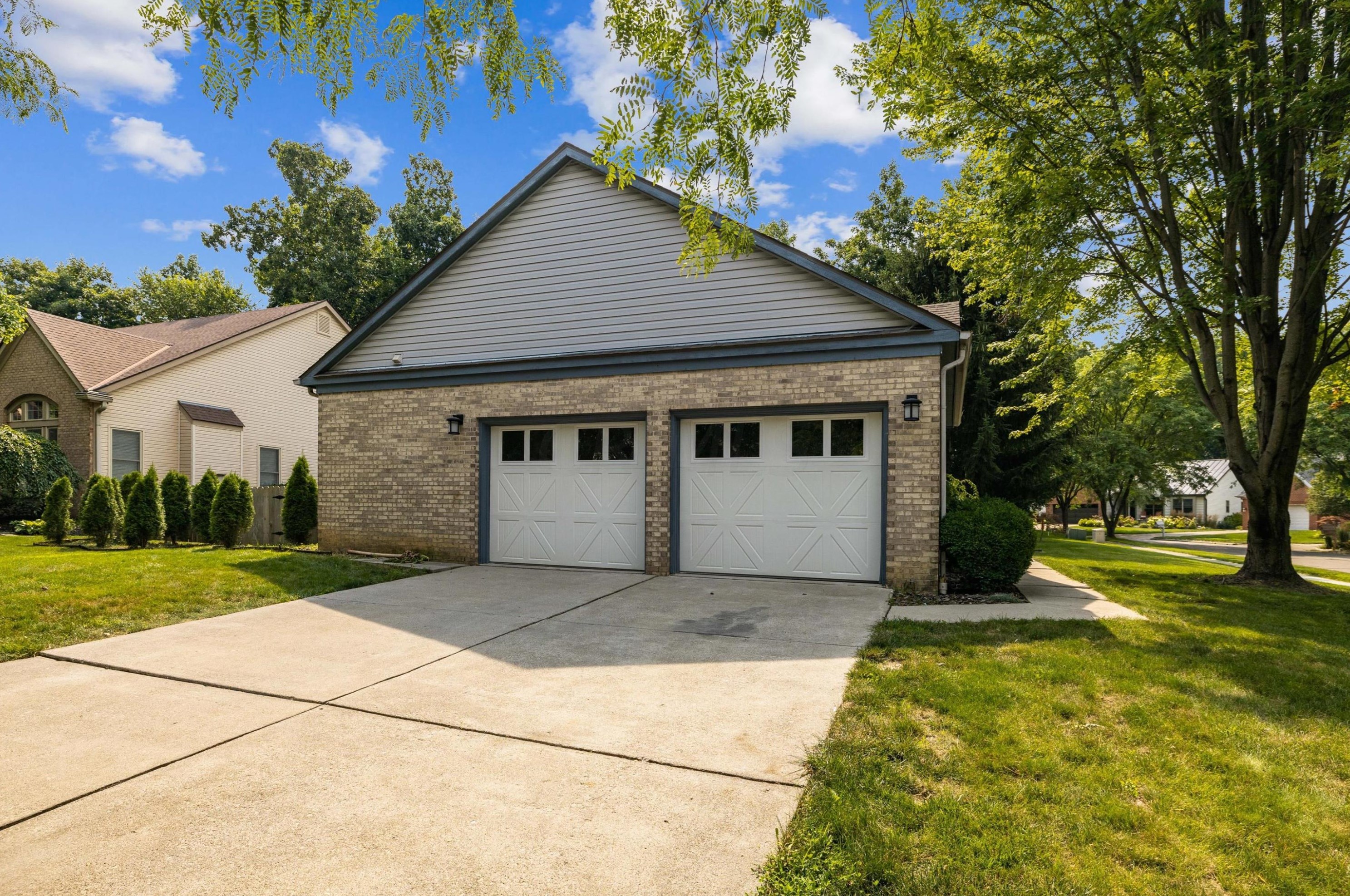 6316 Misty Cove Ln, Columbus, OH 43231-1689