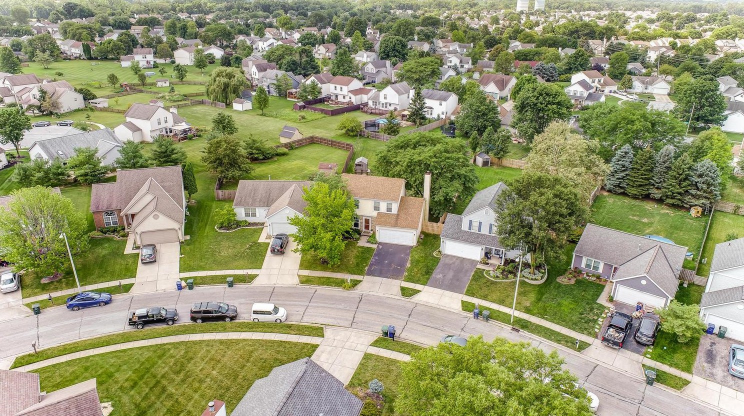 3019 Old Warson Dr, Pickerington, OH 43147-8789