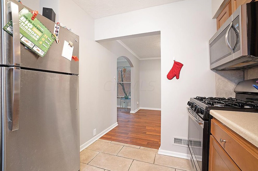 1610 Elmwood Ave, Columbus OH 43212-2330 exterior