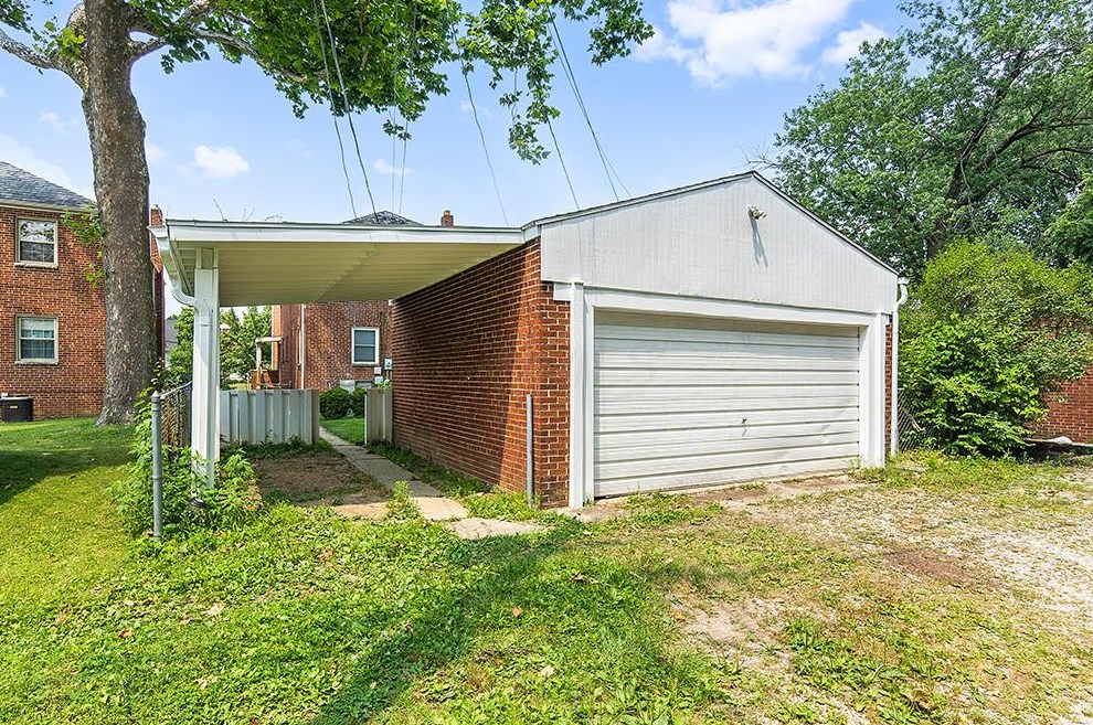 1610 Elmwood Ave, Columbus OH 43212-2330 exterior