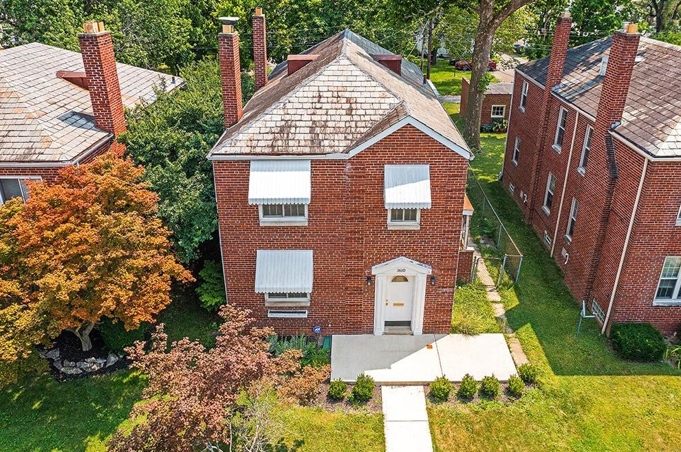 1610 Elmwood Ave, Columbus OH 43212-2330 exterior