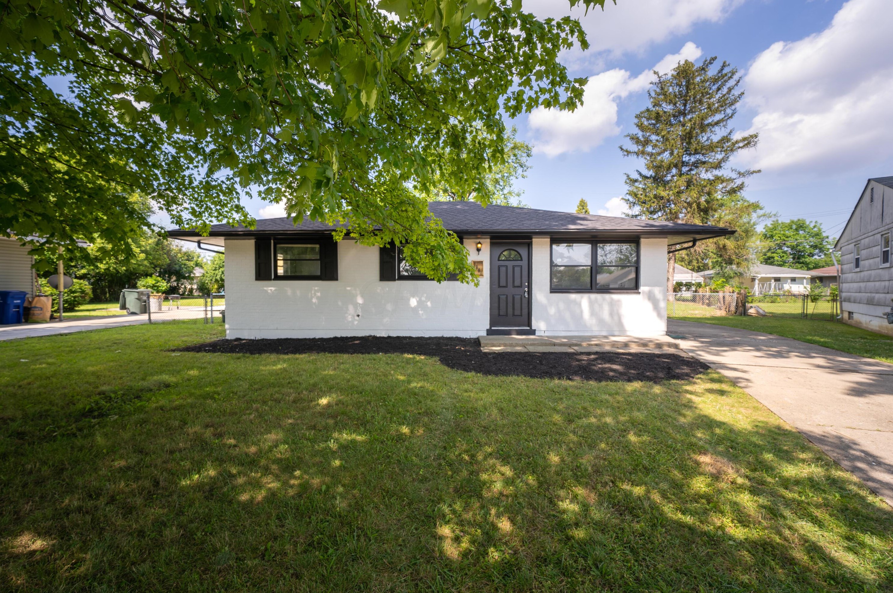1801 Valcon Ave, Columbus, OH 43207-1672