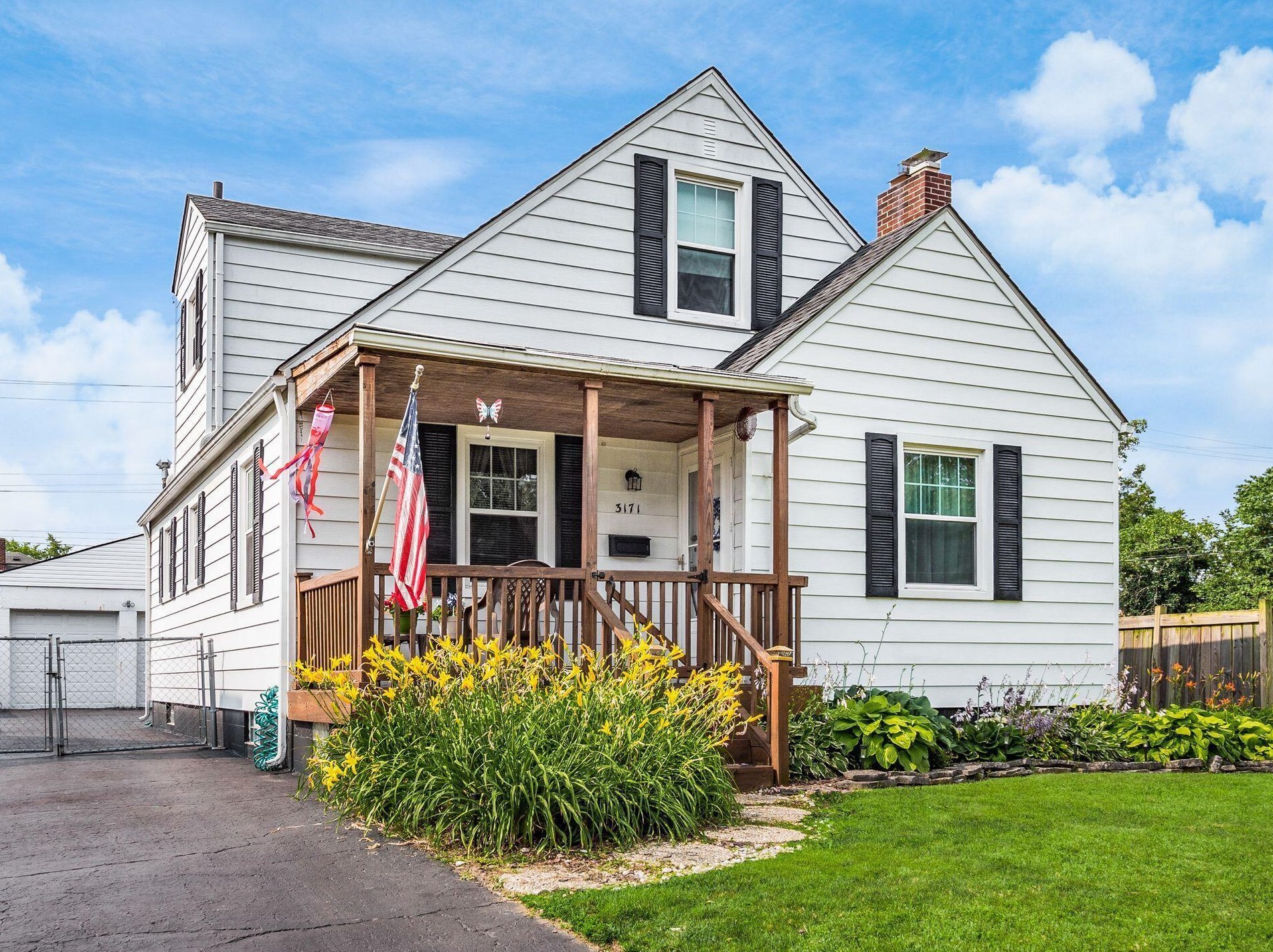 3171 Parkside Rd, Columbus, OH 43204-1931