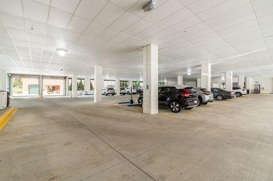 500 Parkview Ave, Columbus OH 43209-1693 exterior