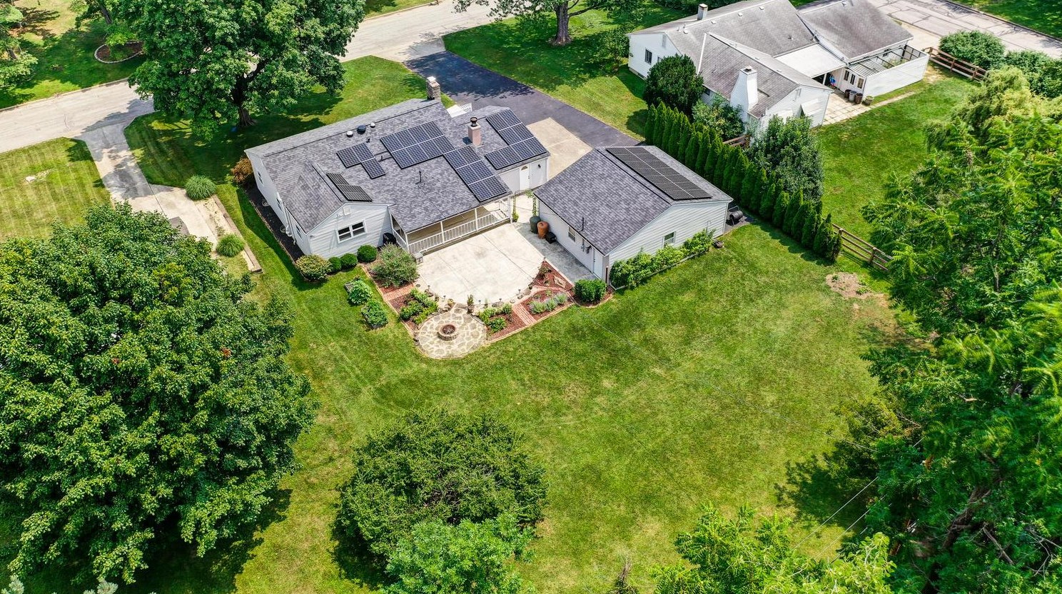 379 Park St, Westerville, OH 43081-1751