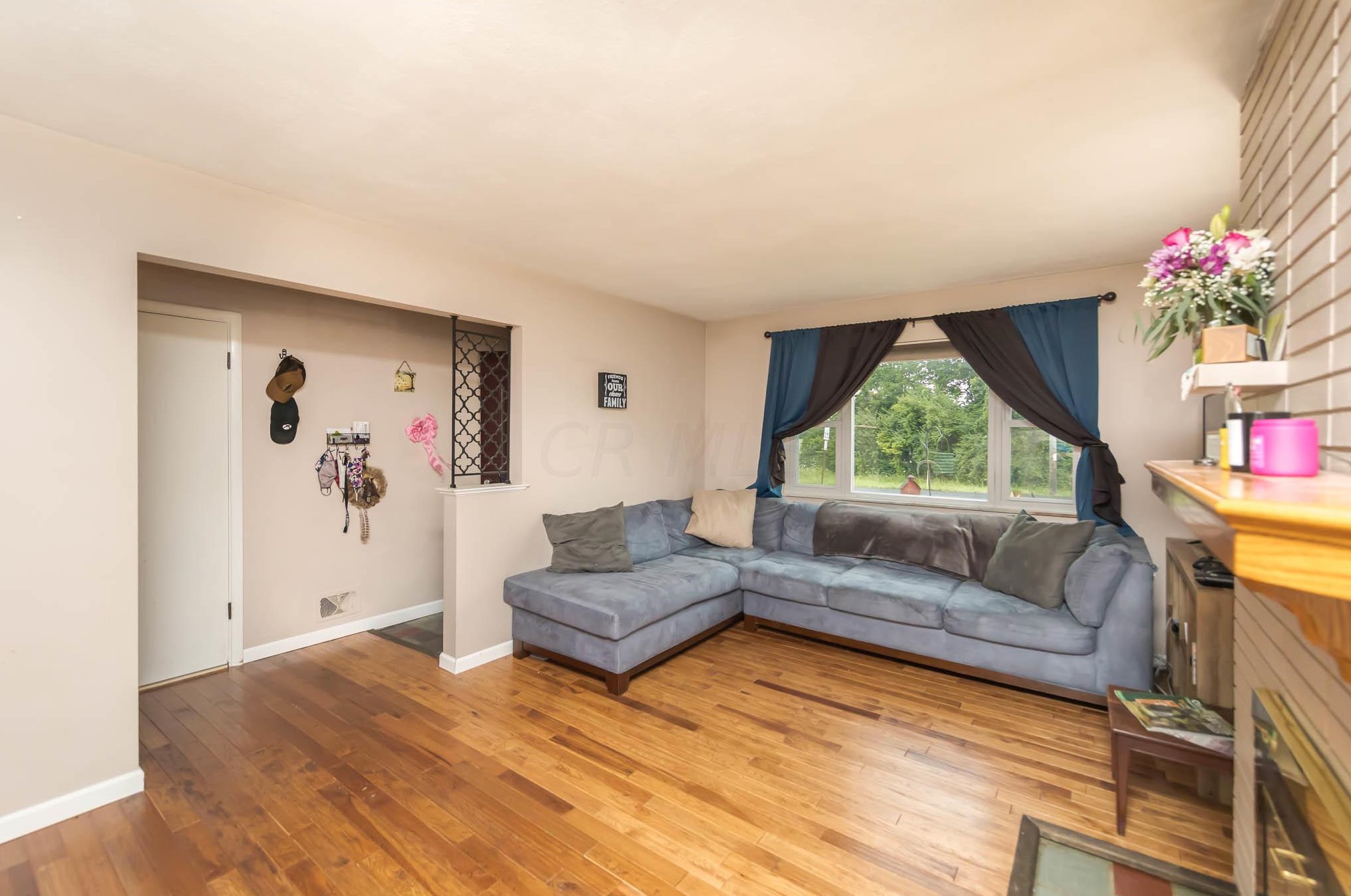 3240 Briggs Rd, Columbus OH 43204-1702 exterior