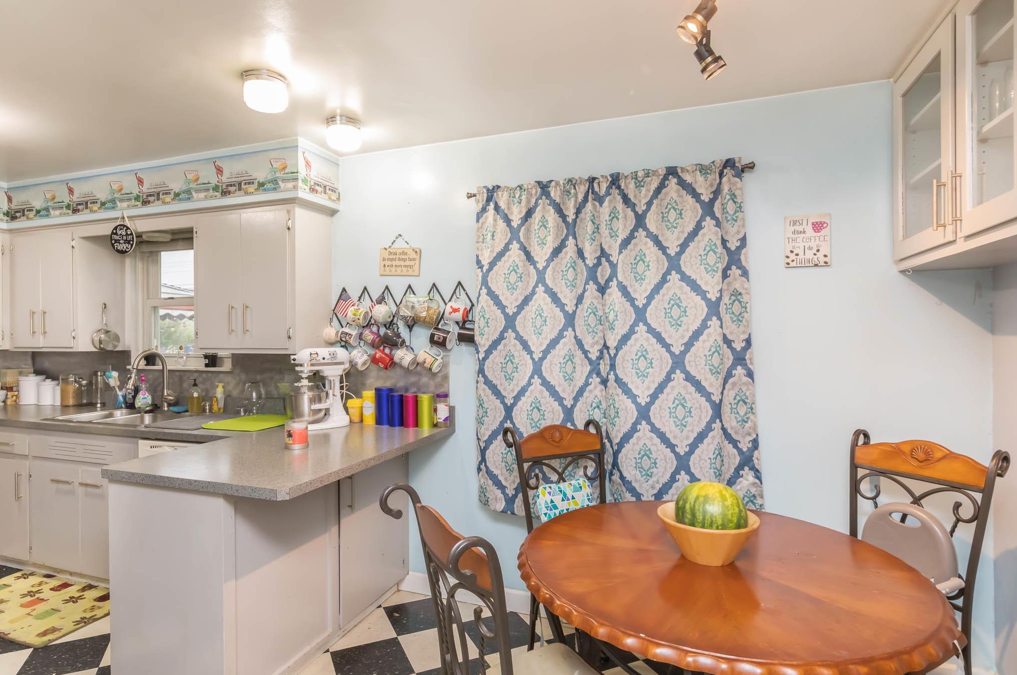 3240 Briggs Rd, Columbus OH 43204-1702 exterior