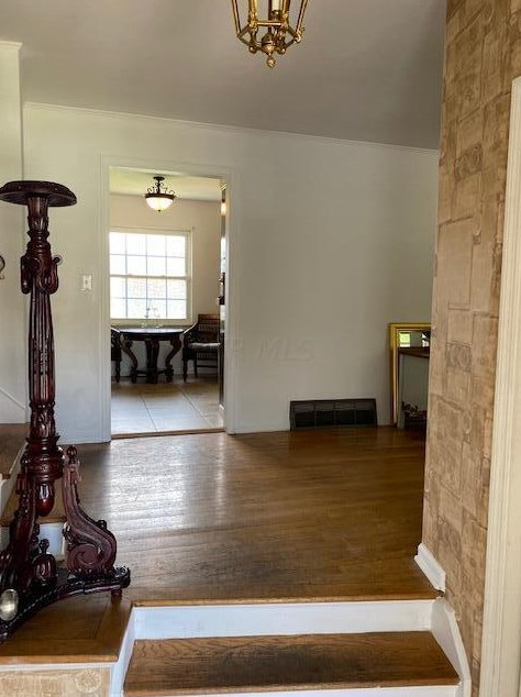 2715 Kenview Rd, Columbus, OH 43209-3287