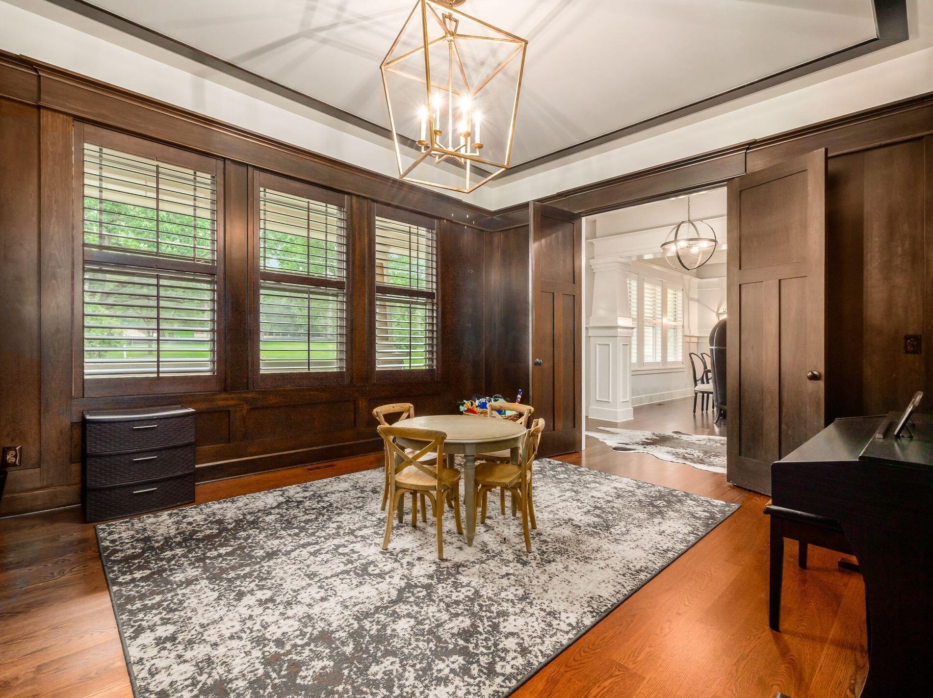 2380 Lane Rd, Columbus OH 43220-3847 exterior