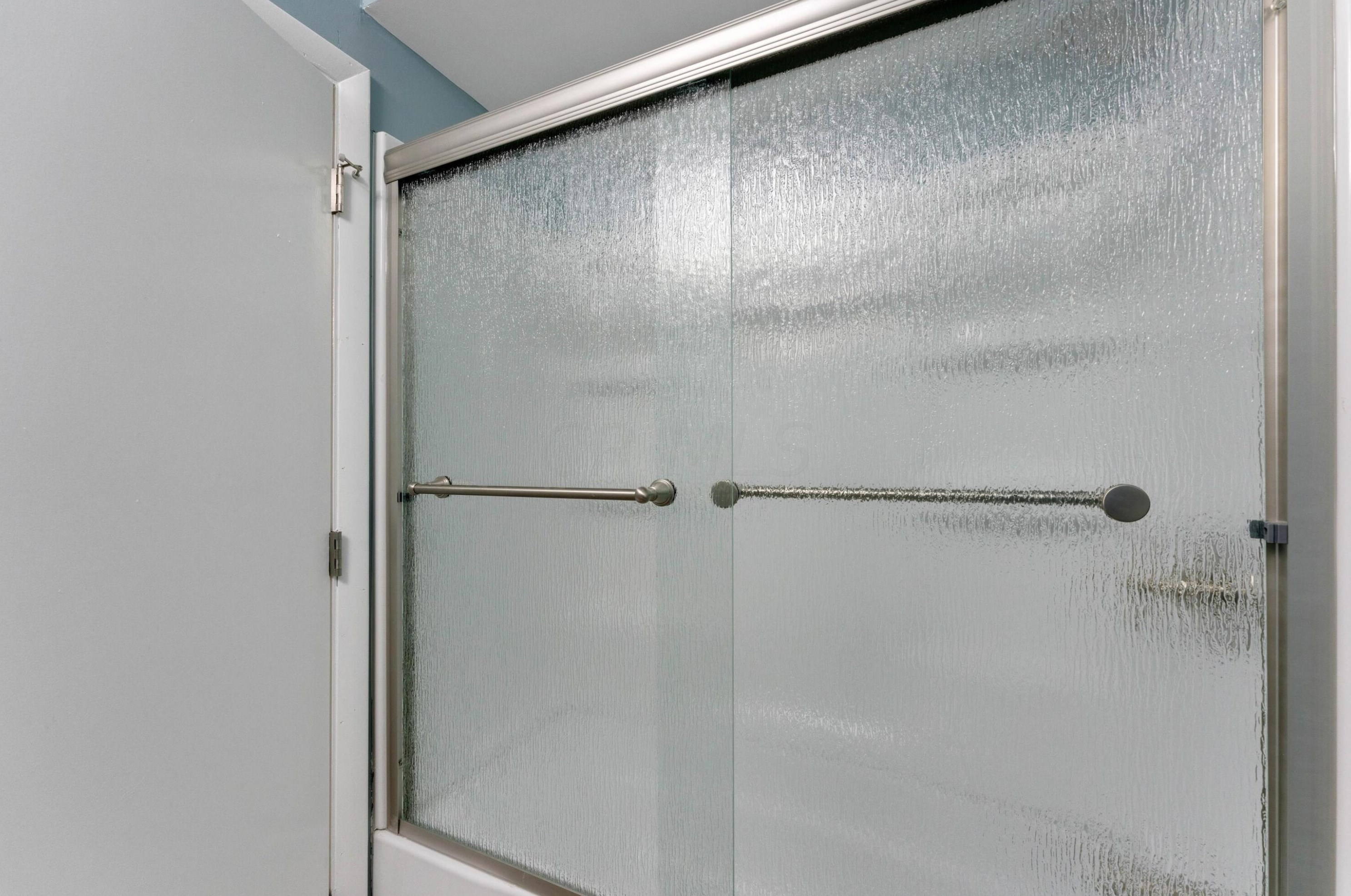 1314 Ironwood Dr, Columbus OH  43229-4307 exterior